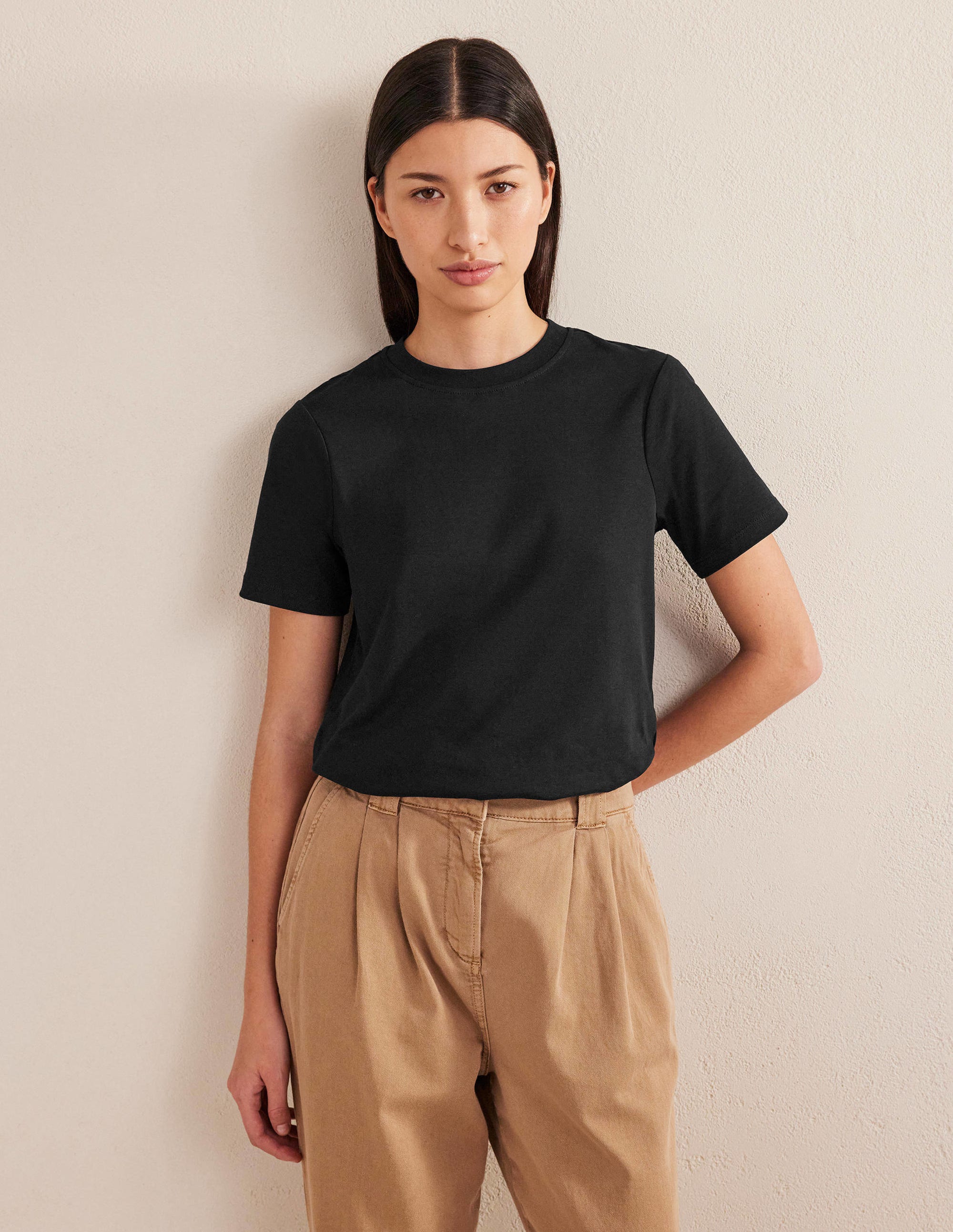 Cotton Crew Neck T-Shirt-Black - Image 1