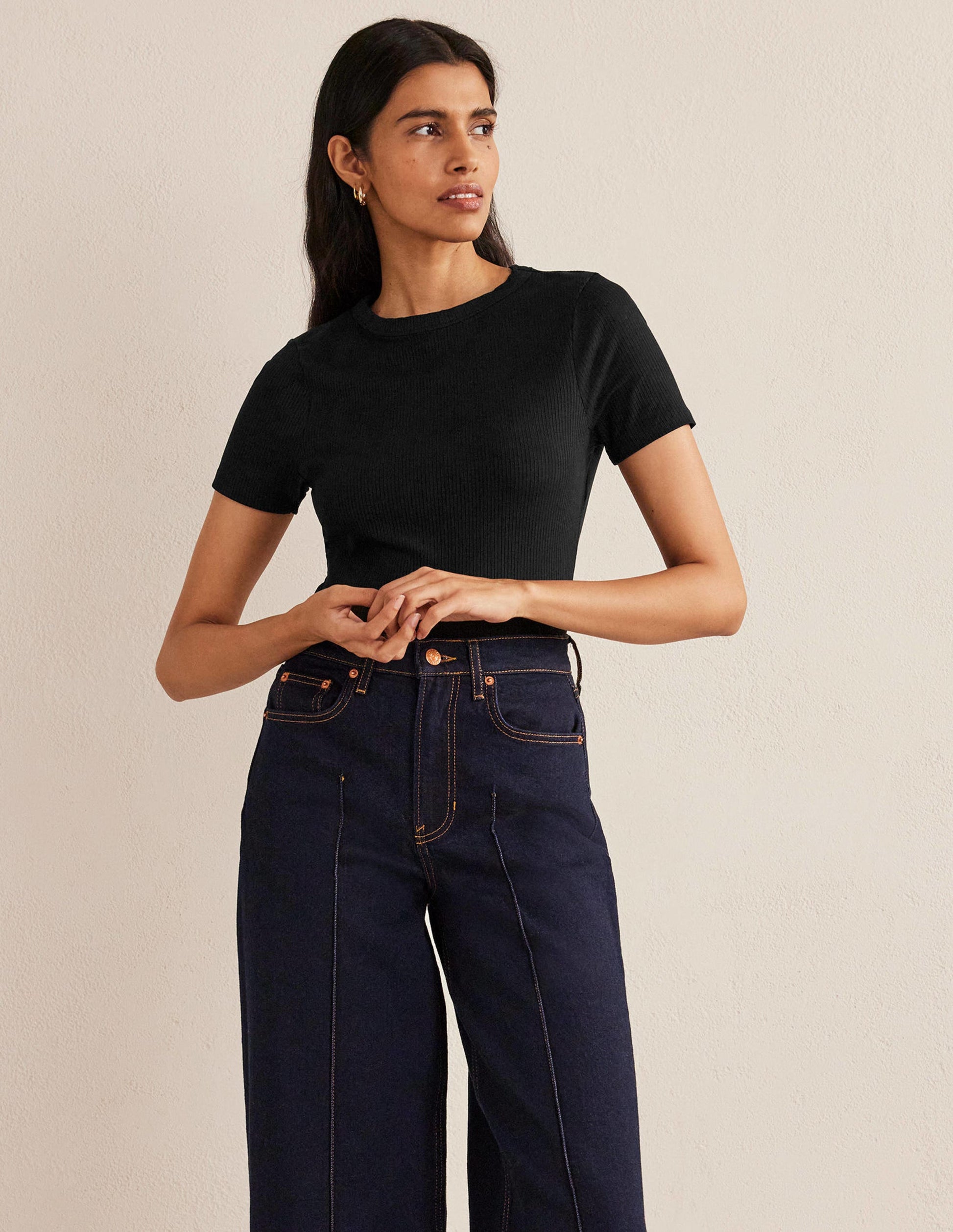 Soft Ribbed Crew Neck T-shirt-Black-1