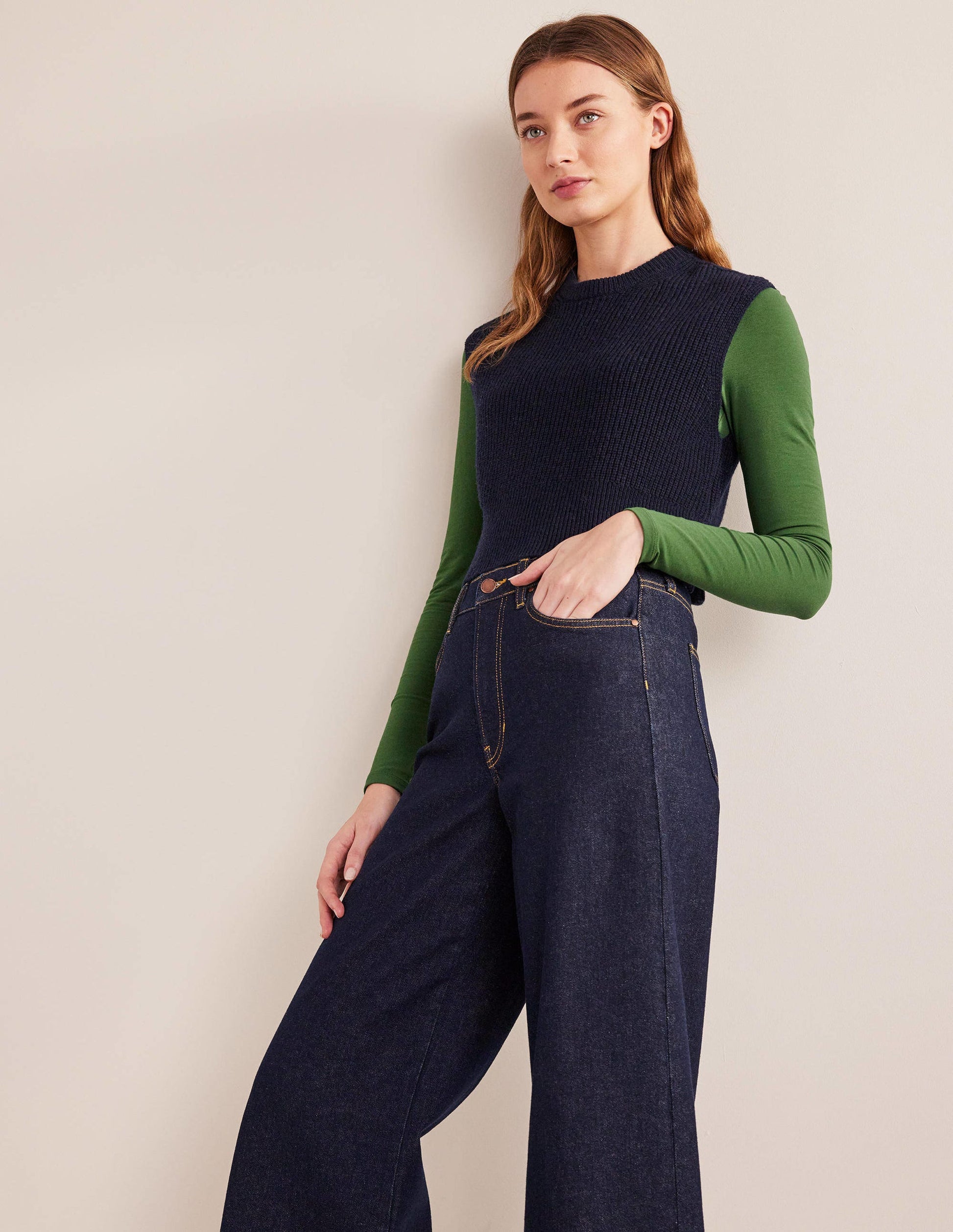 Double Layer Scoop Neck Top-Broad Bean-4