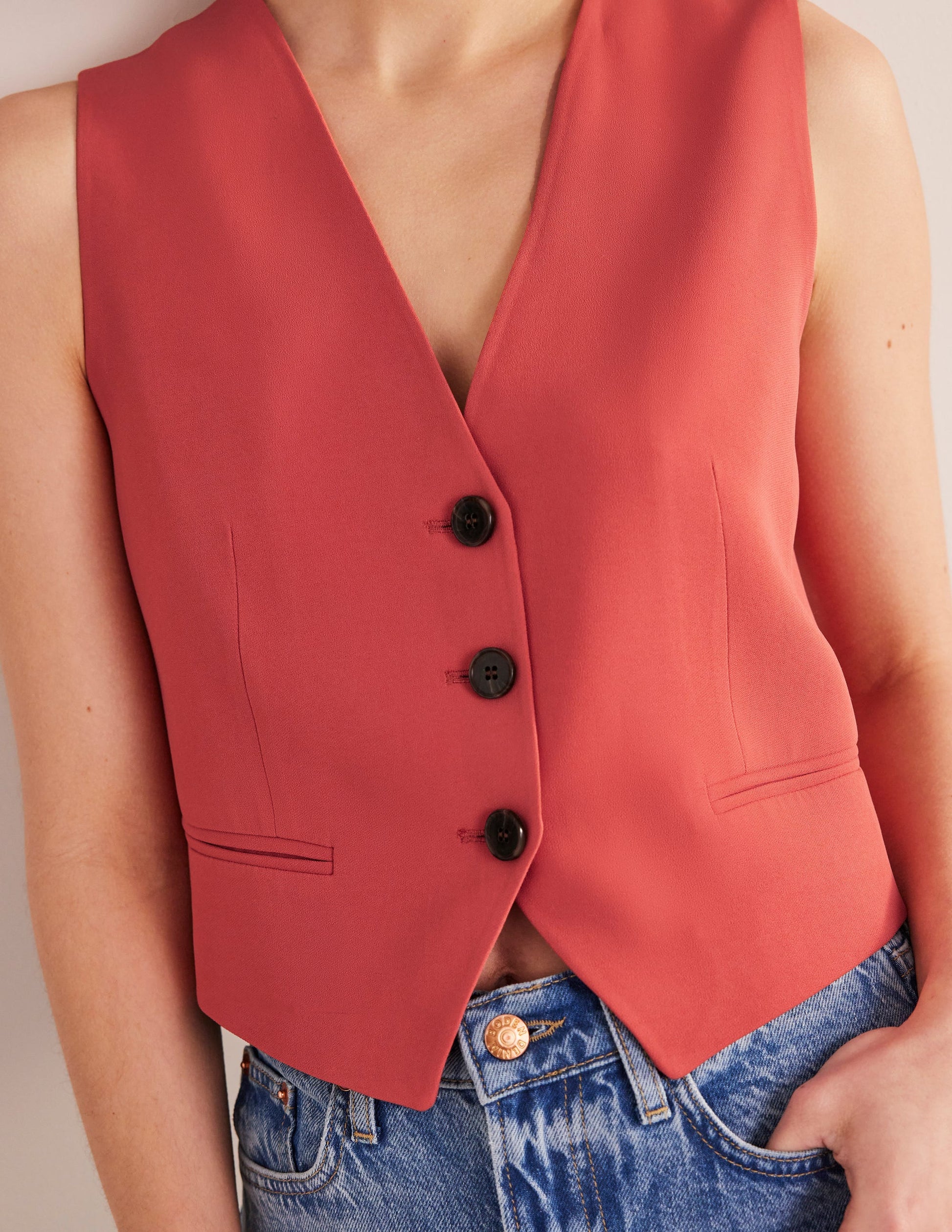 Fluid Tailored Vest-Fox-2