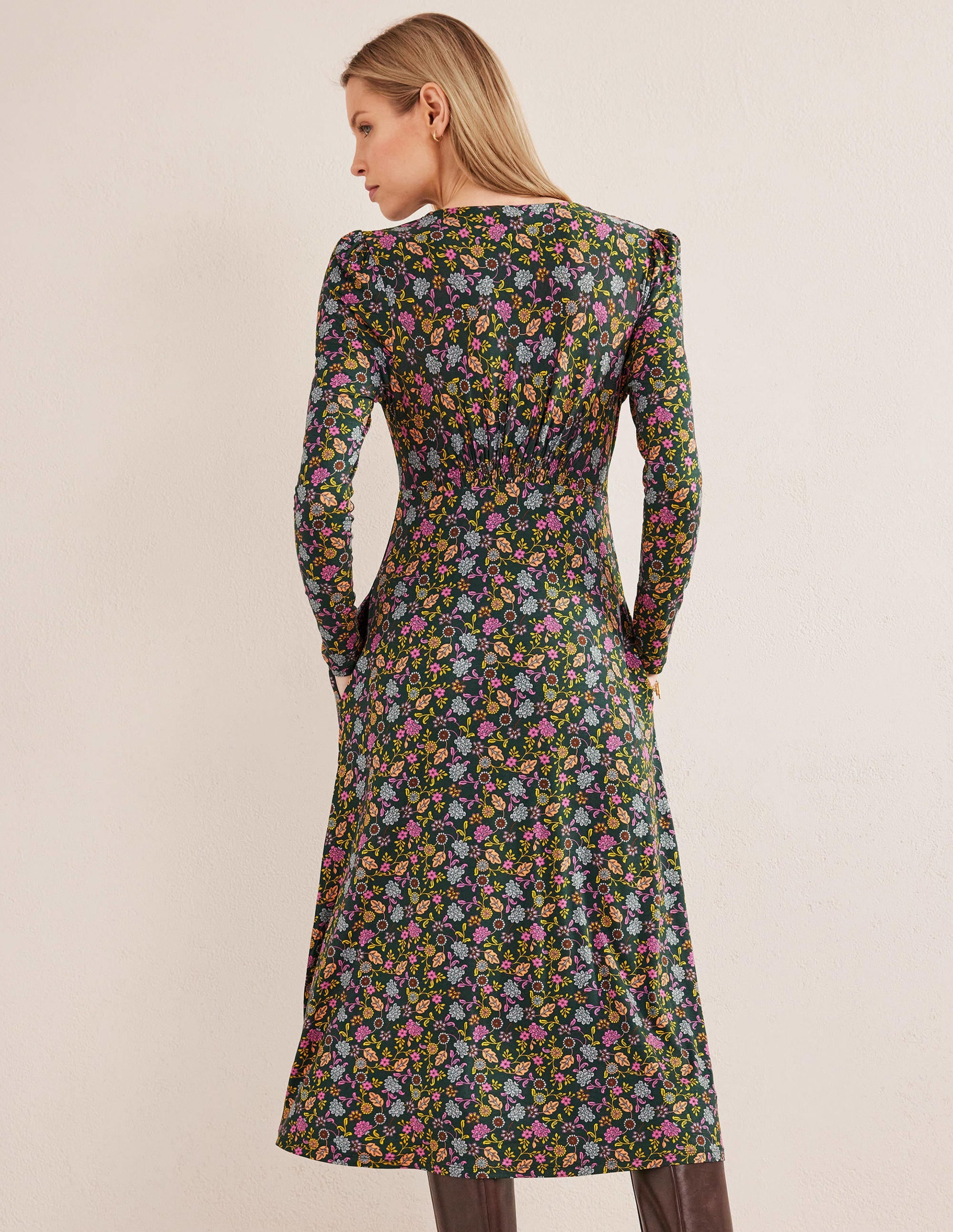 Jersey Midi Tea Dress-Chatsworth Green, Lotus Petal - Image 3