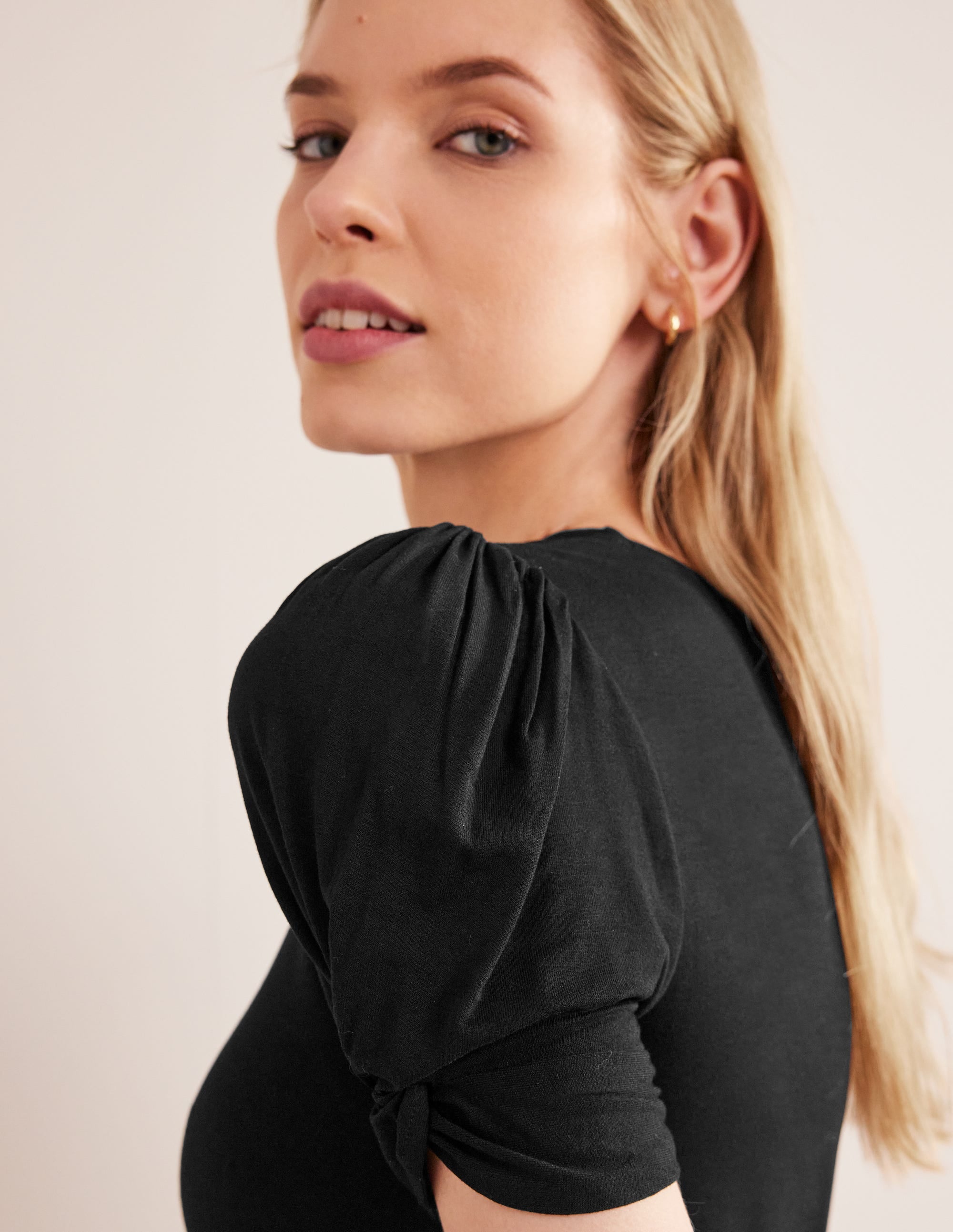 Knot Detail Jersey Mini Dress-Black - Image 2