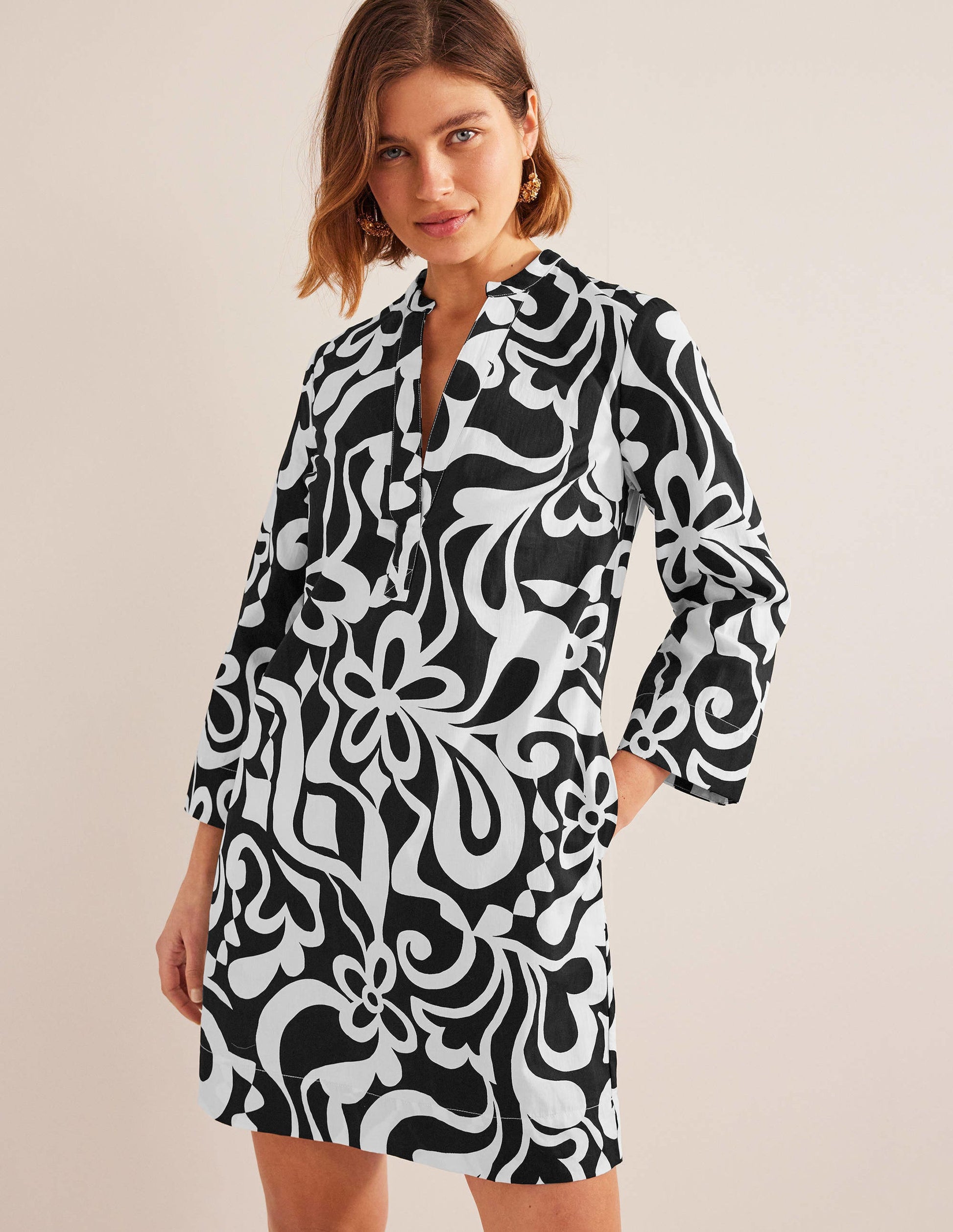 Notch Neck Mini Shift Dress-Black, Bloom Azure-4