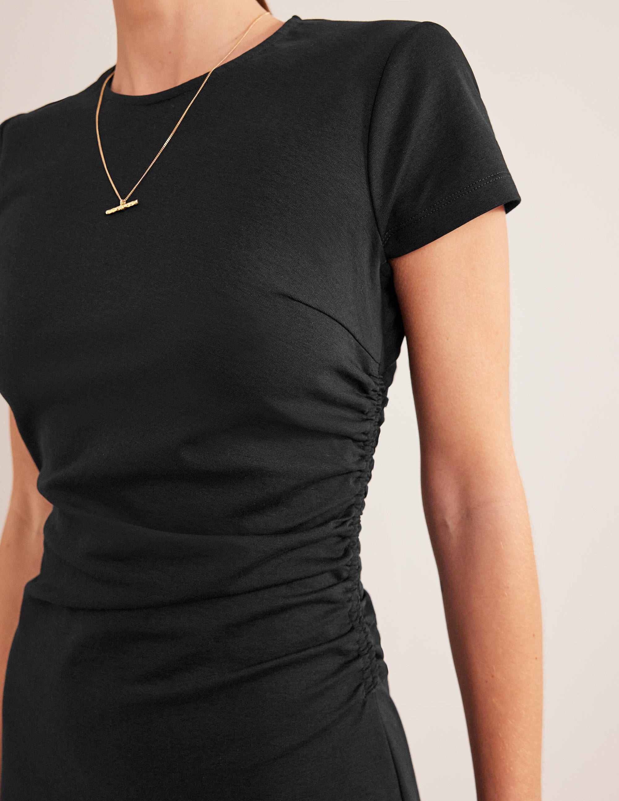 Side Ruched Jersey Midi Dress-Black - Image 2