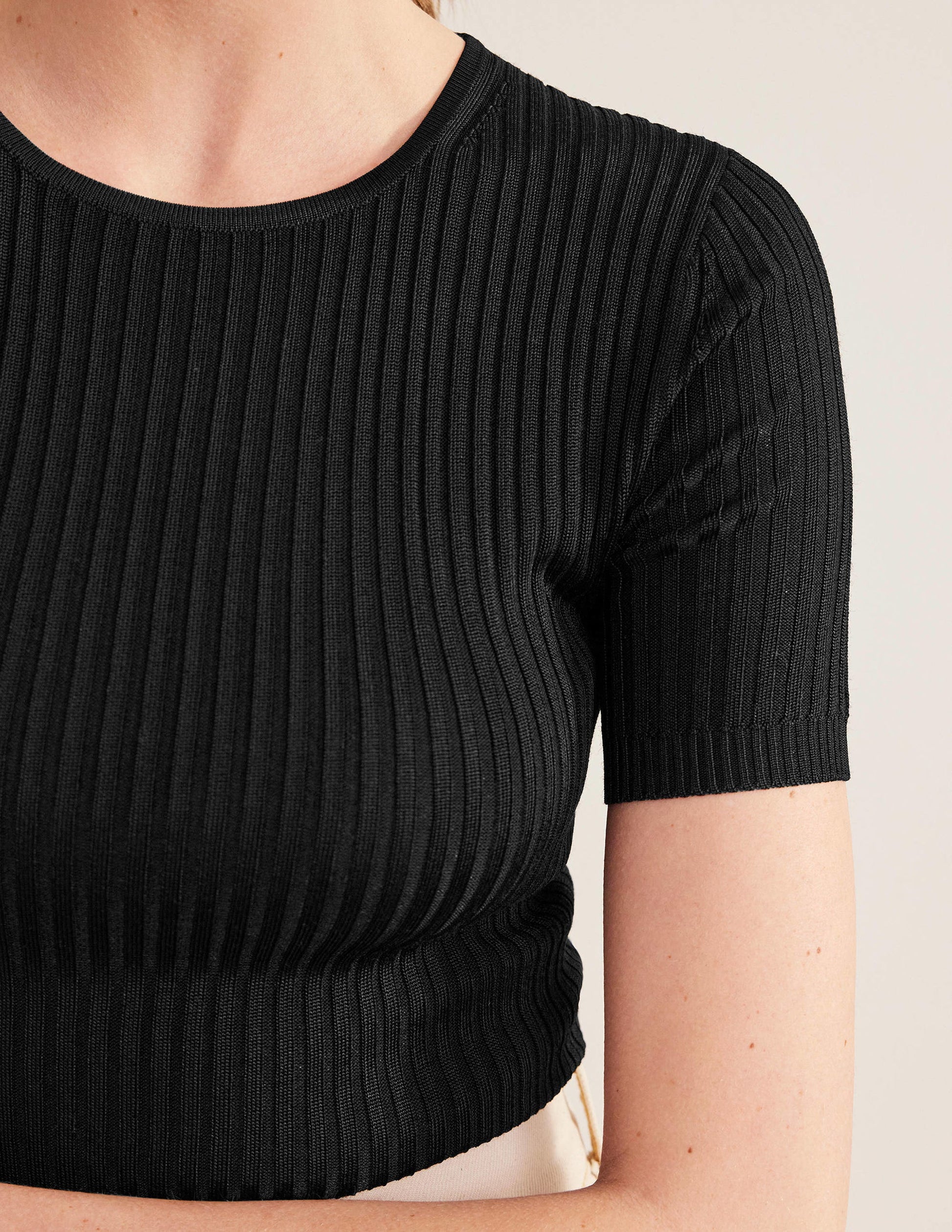 Ribbed Knitted T-Shirt-Black-2