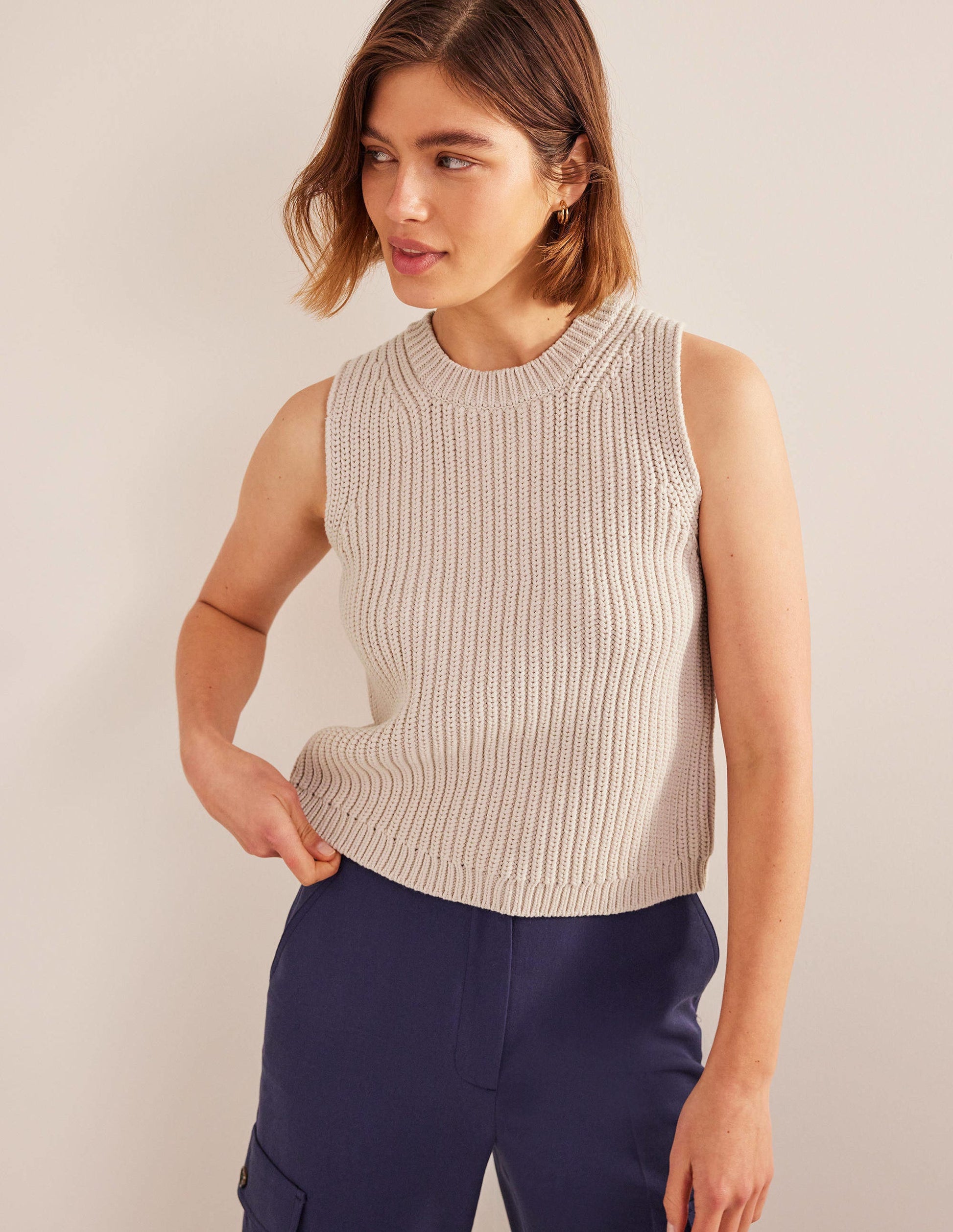 Chunky Ribbed Sweater Vest-Rope-1