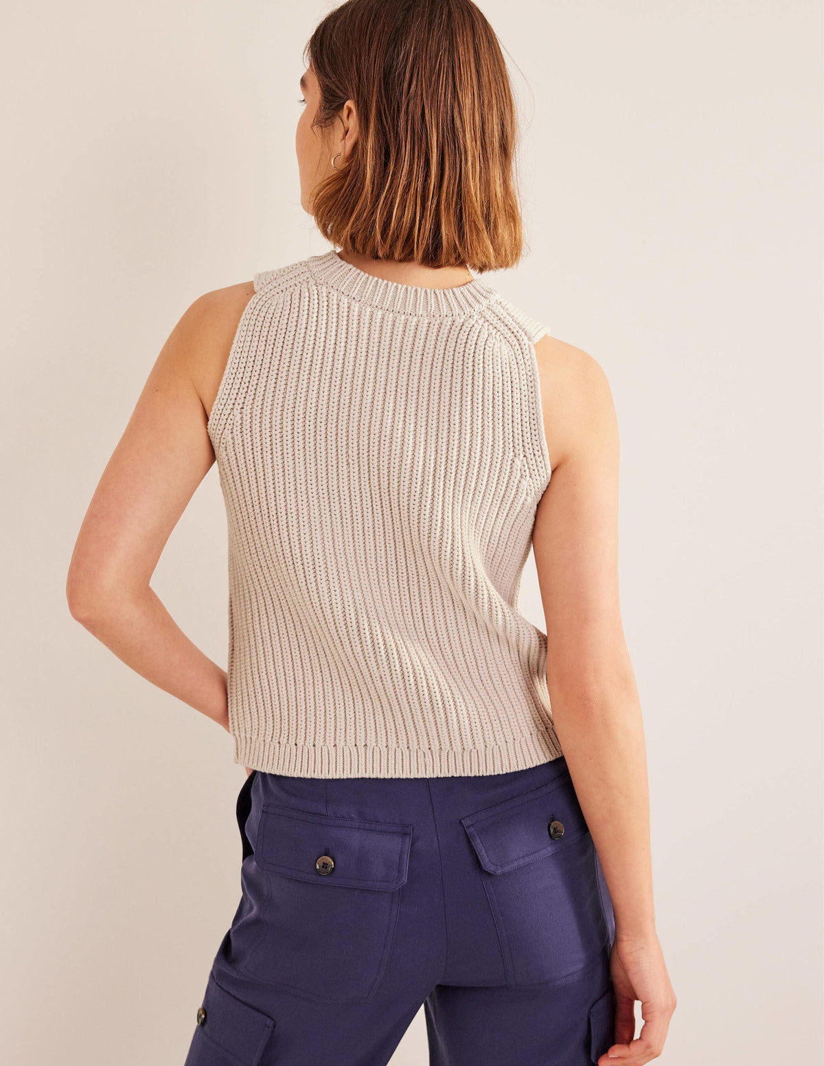 Chunky Ribbed Sweater Vest-Rope - Image 3
