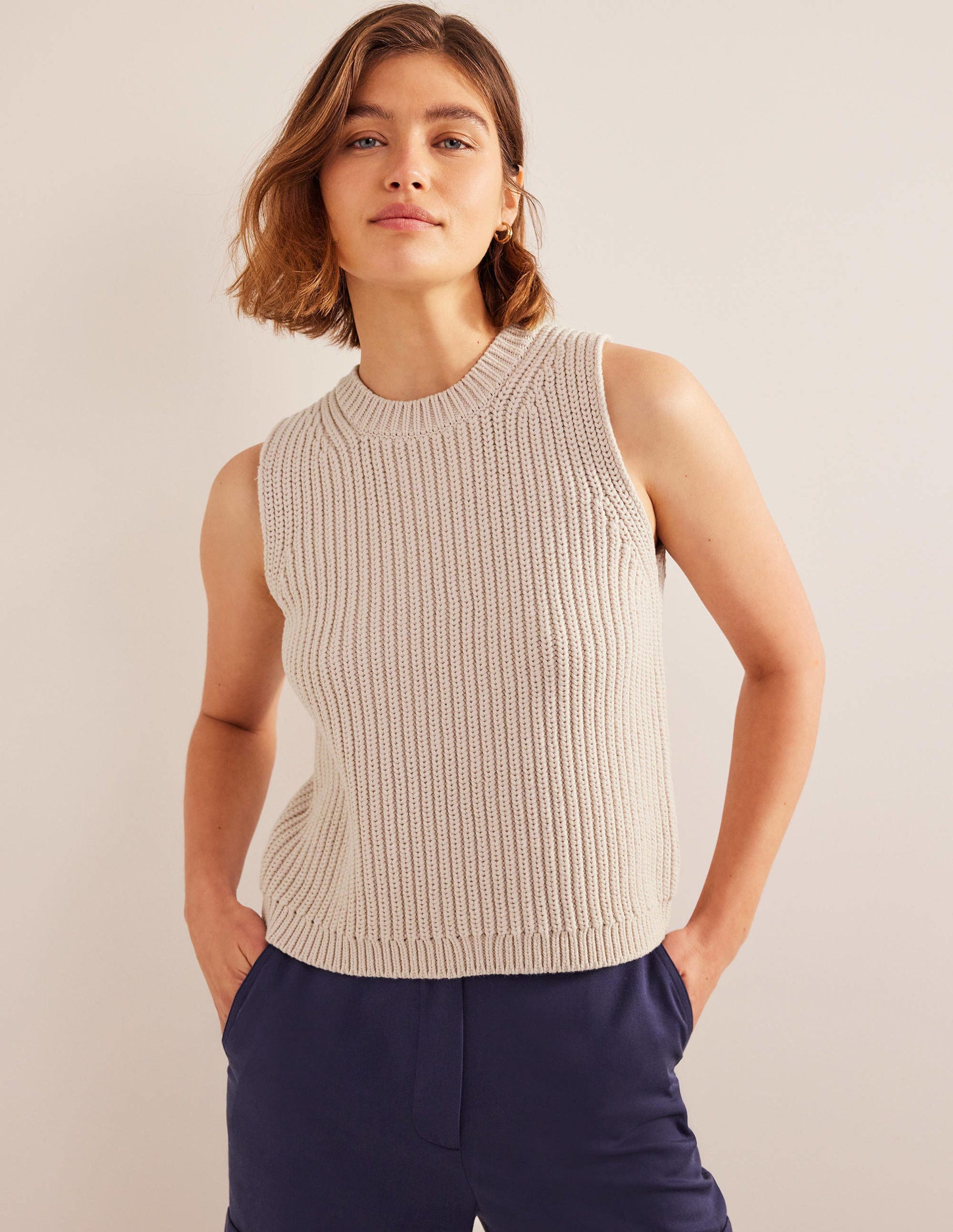 Chunky Ribbed Sweater Vest-Rope-4