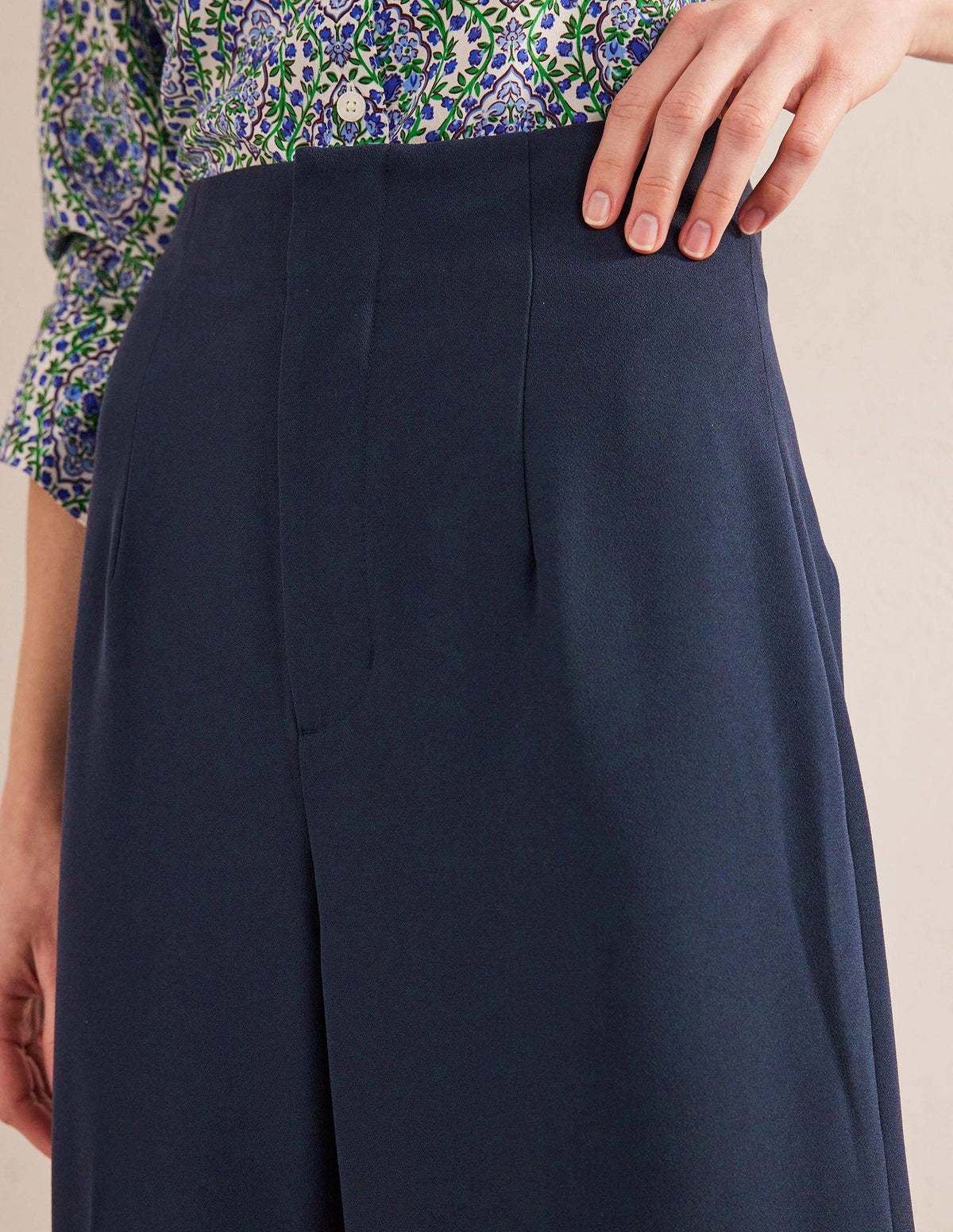 Wide Leg Crepe Pants-Navy-2