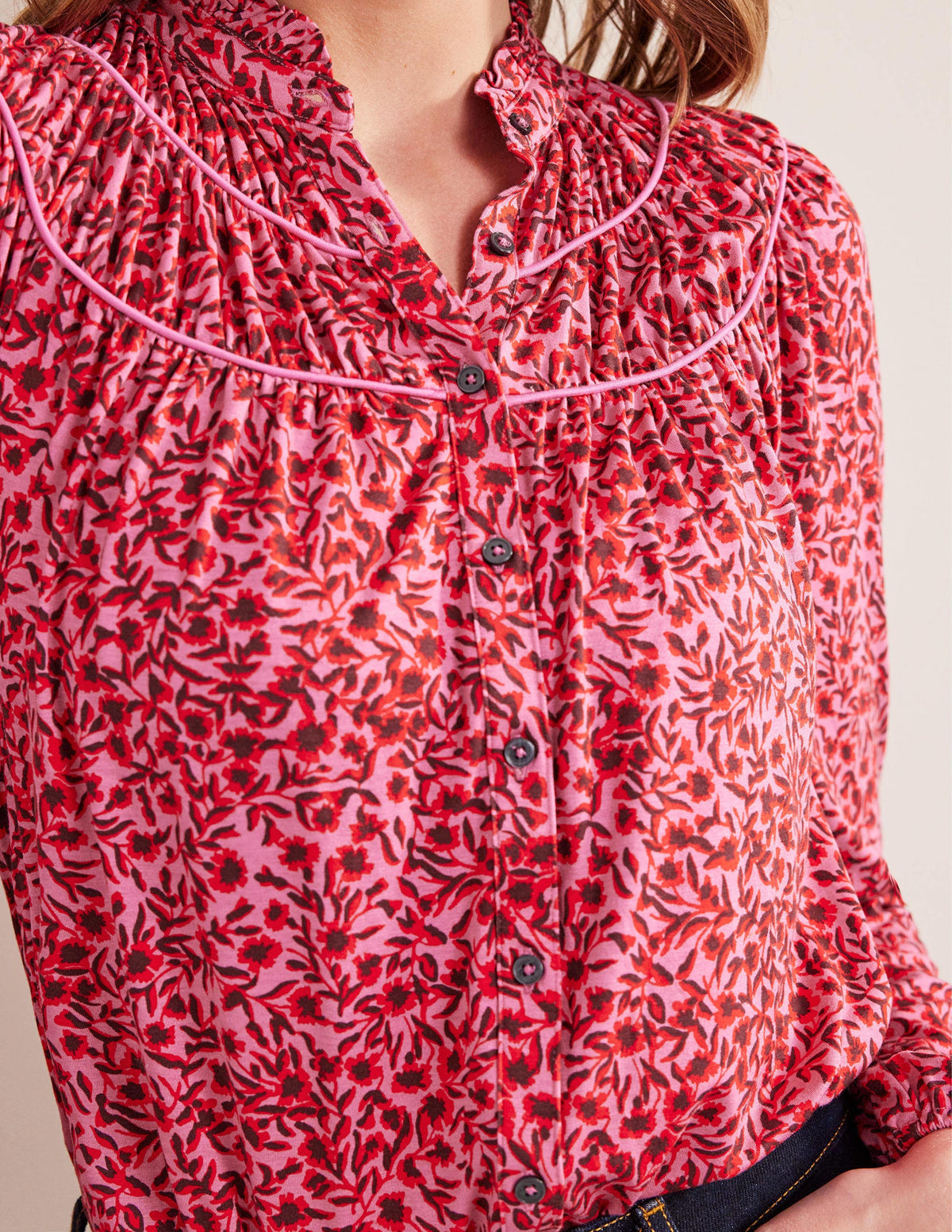 Ruched Yoke Jersey Shirt-Gin Fizz, Abstract Vine-2