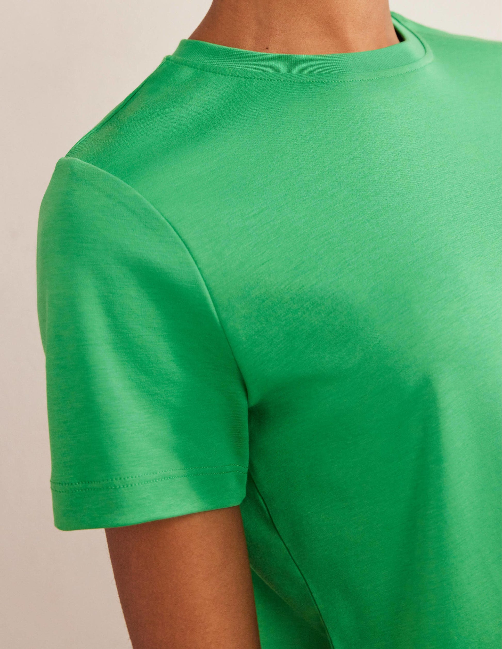Cotton Crew Neck T-Shirt-Green Bee-2