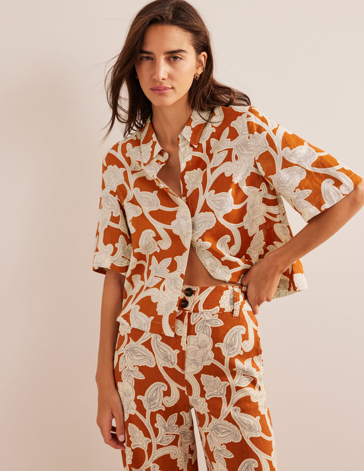 Short Sleeve Linen Shirt-Rust, Paisley Whirl-1