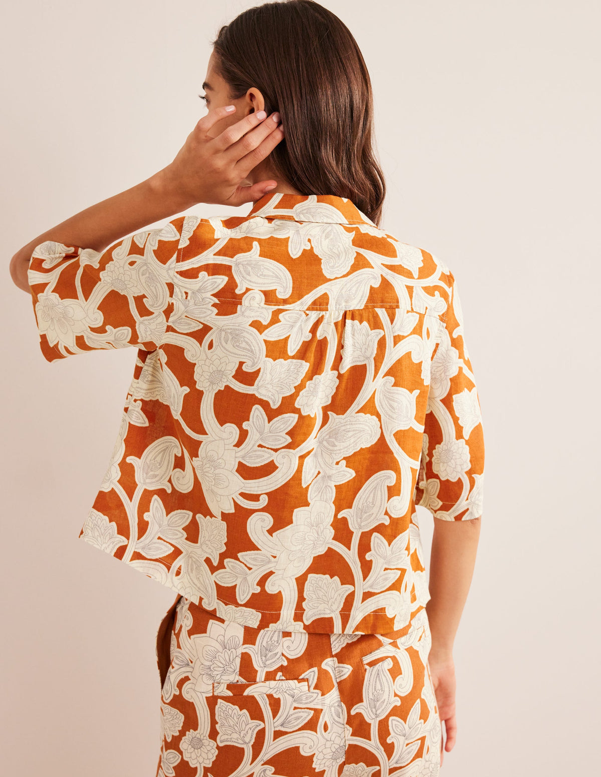 Short Sleeve Linen Shirt-Rust, Paisley Whirl - Image 3