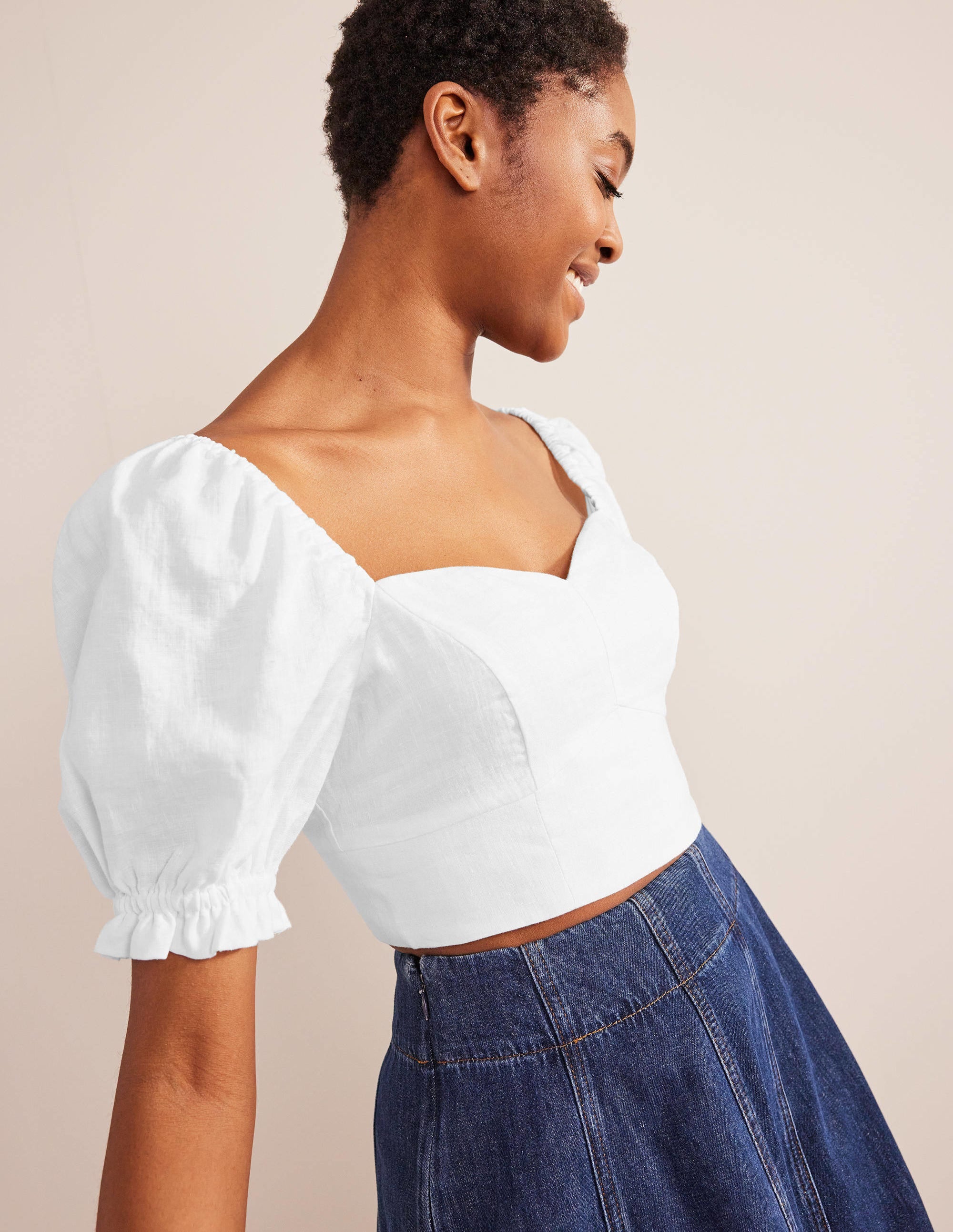 Sweetheart Linen Cropped Top-White - Image 4