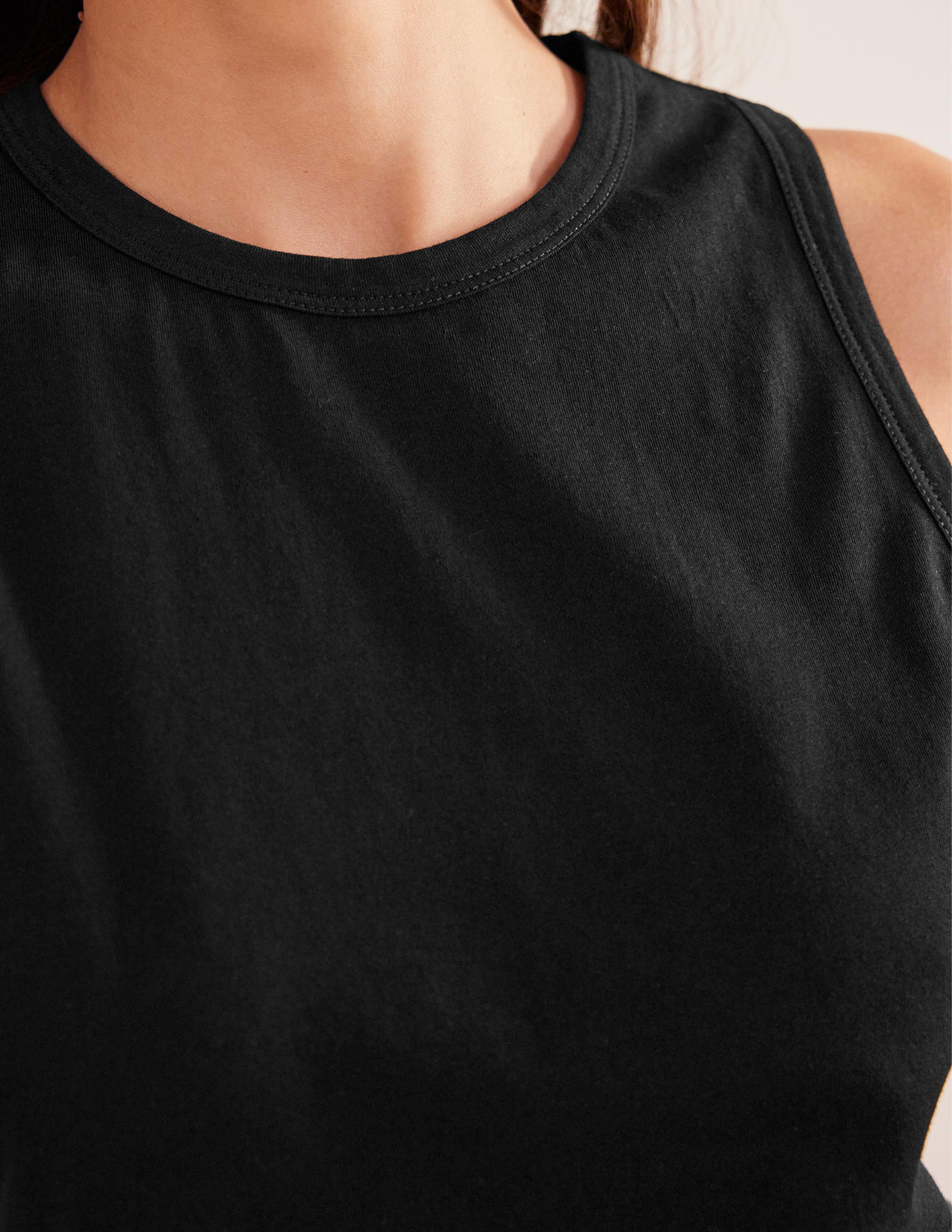 Cropped Cotton Tank-Black - Image 2