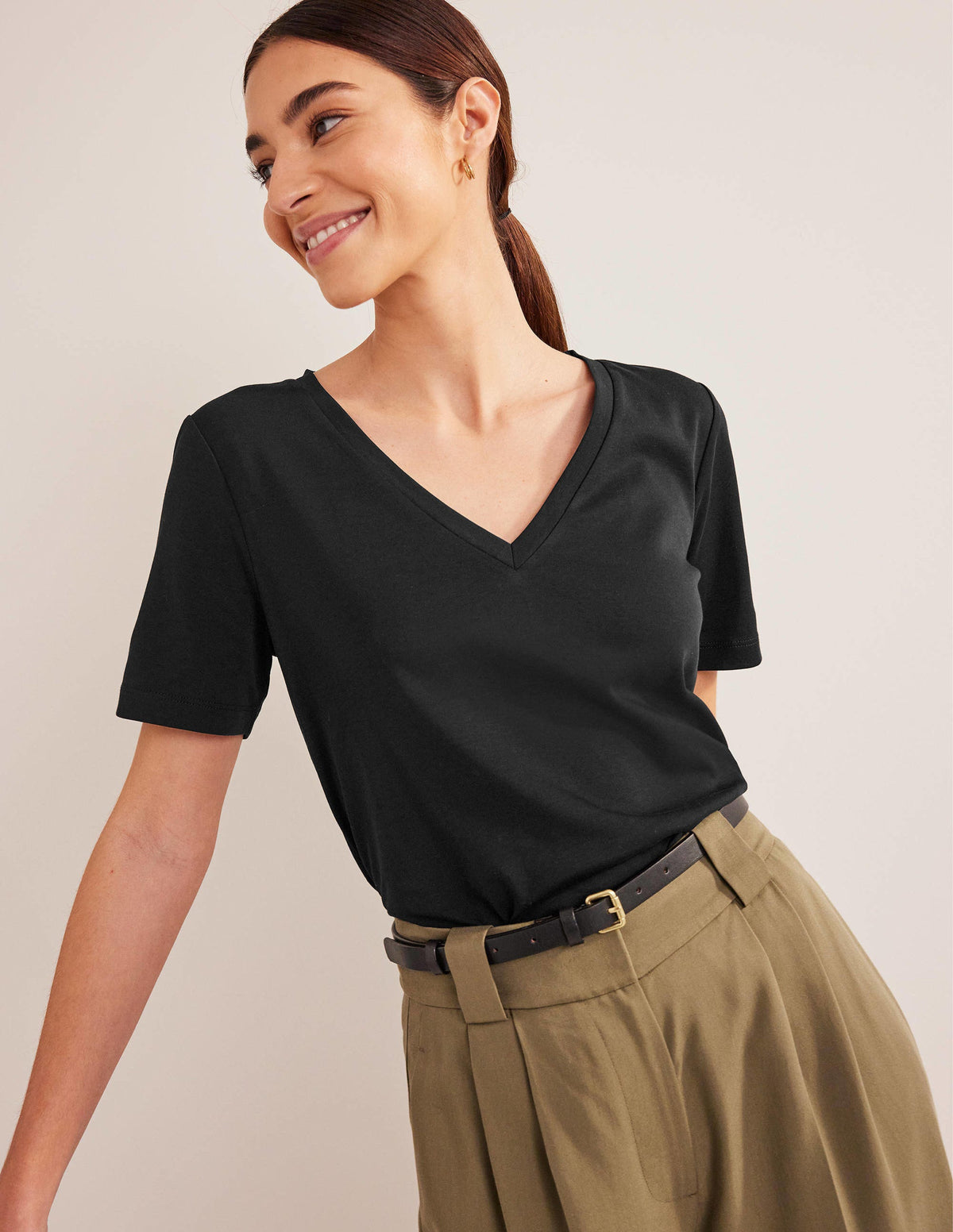 Perfect V-Neck T-Shirt-Black - Image 1