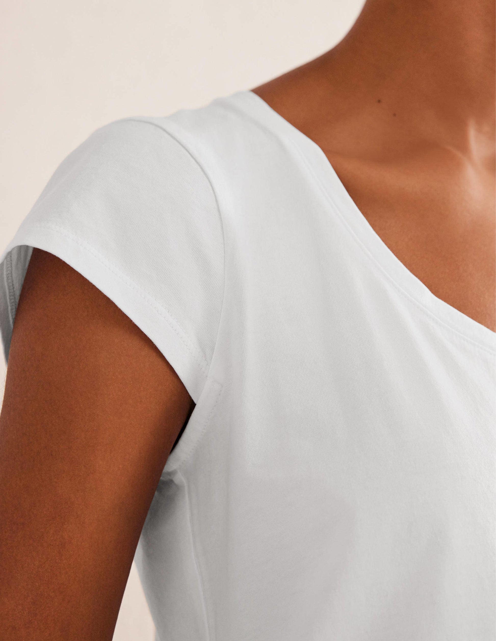 Pure Cotton Scoop Neck T-Shirt-White-2
