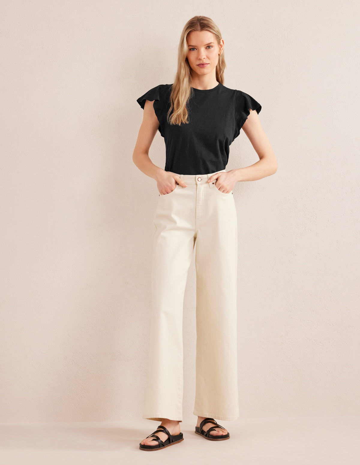 Crew Neck Flutter T-Shirt-Black - Image 4