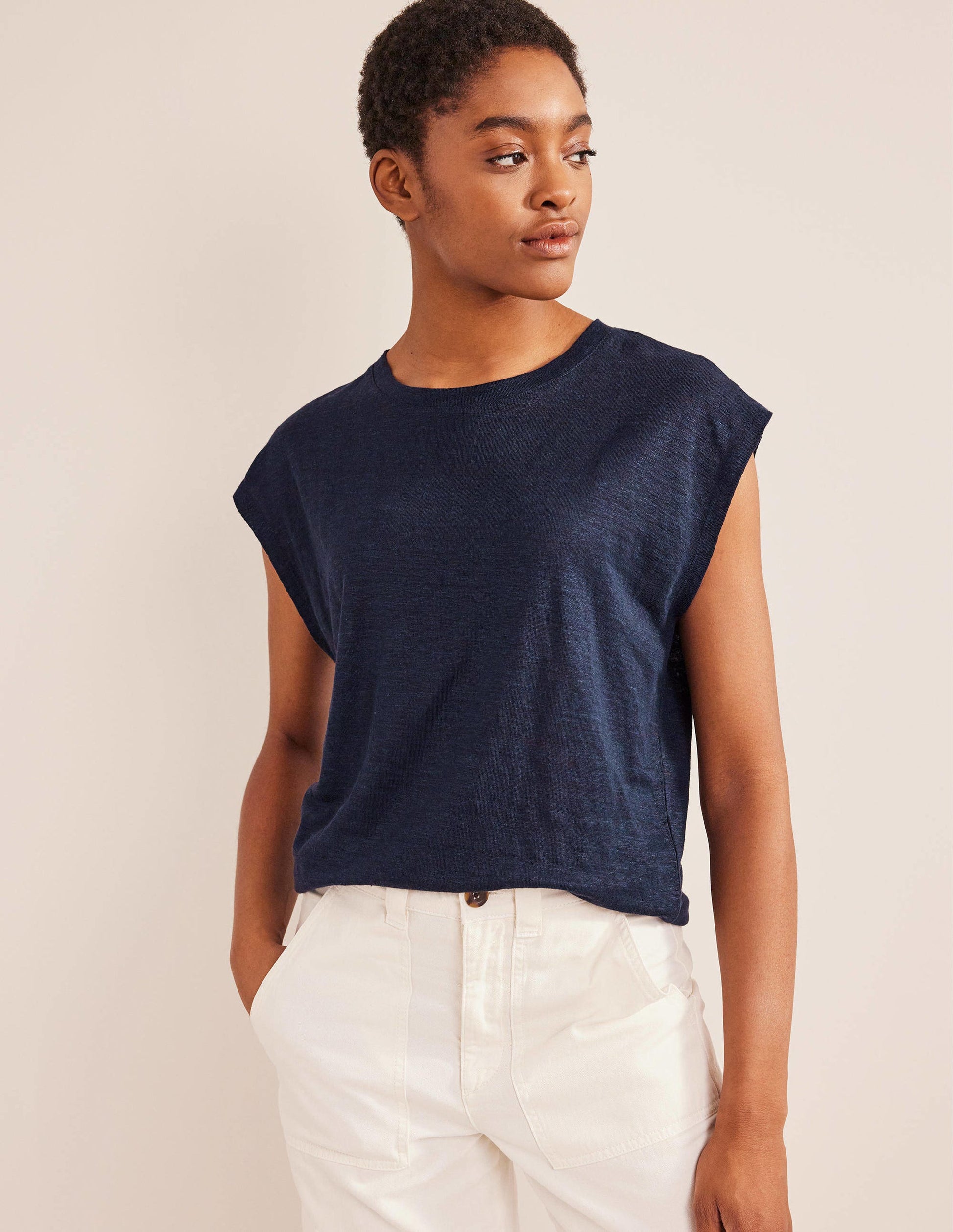 Crew Neck Linen T-shirt-Navy-4