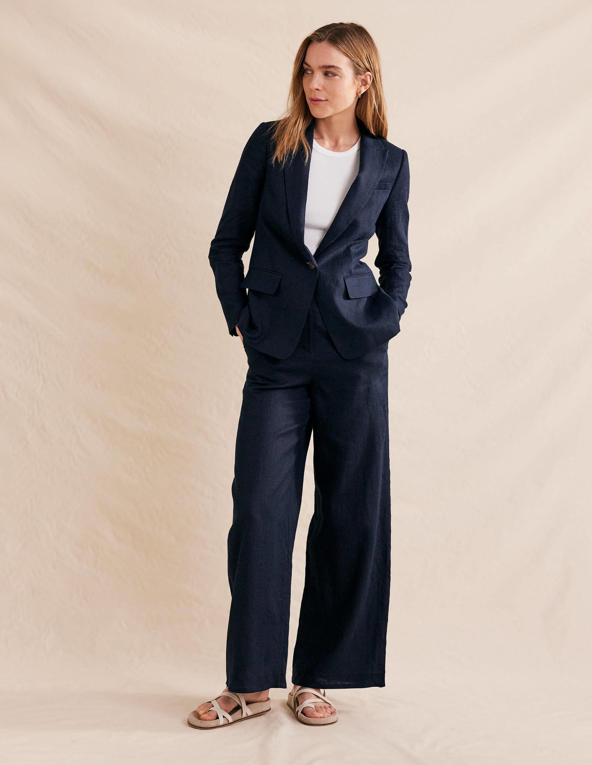 The Cambridge Linen Blazer-Navy-4