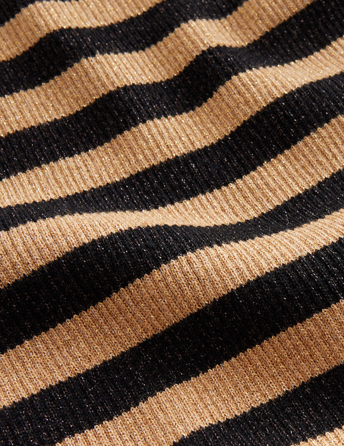 Metallic-Stripe Scarf-Black and Gold-3