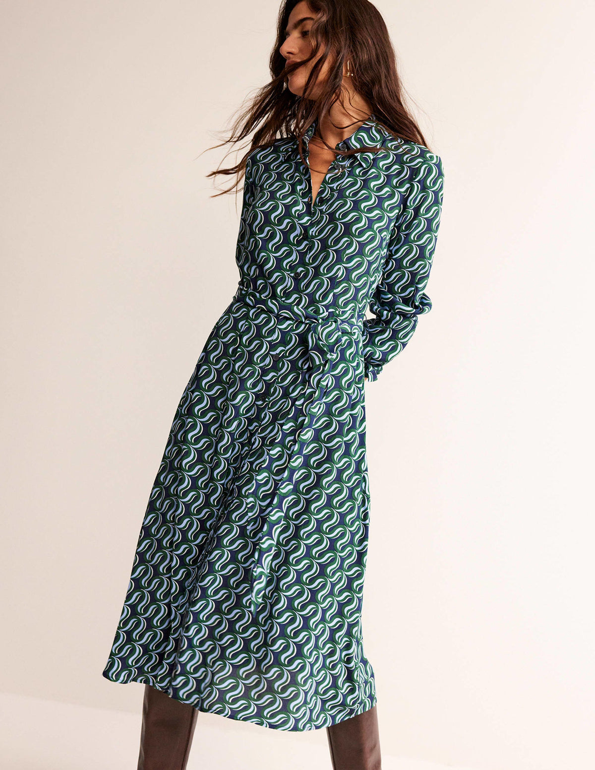 Kate Midi Shirt Dress-Amazon Green, Ribbon Wave - Image 4