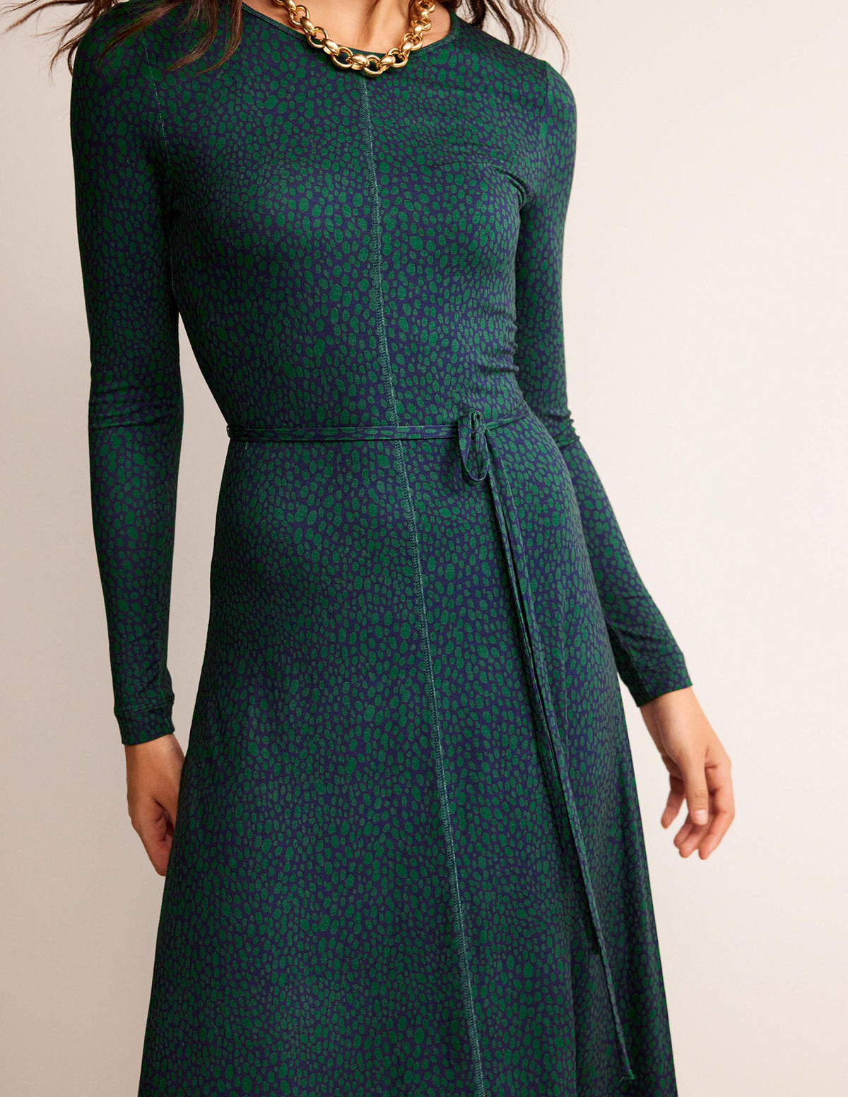 Lucy Jersey Midi Dress-Amazon Green, Animal Spot - Image 2