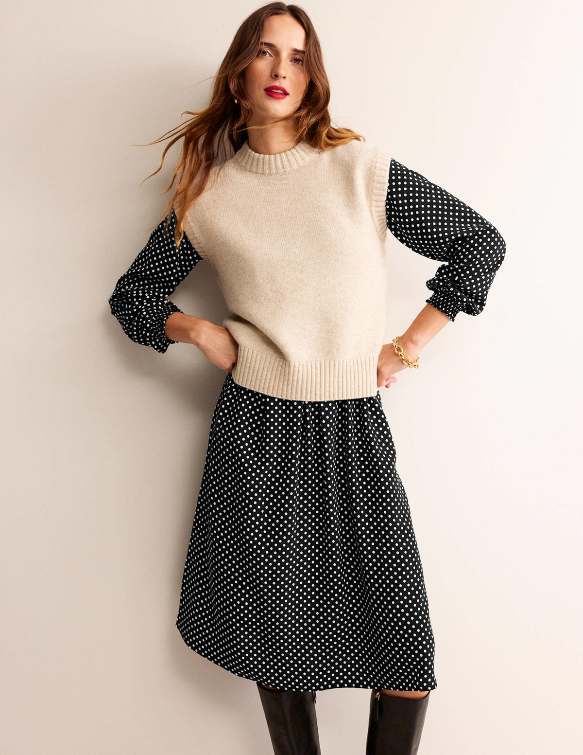 Gather Raglan Midi Dress-Black, Dotty - Image 4