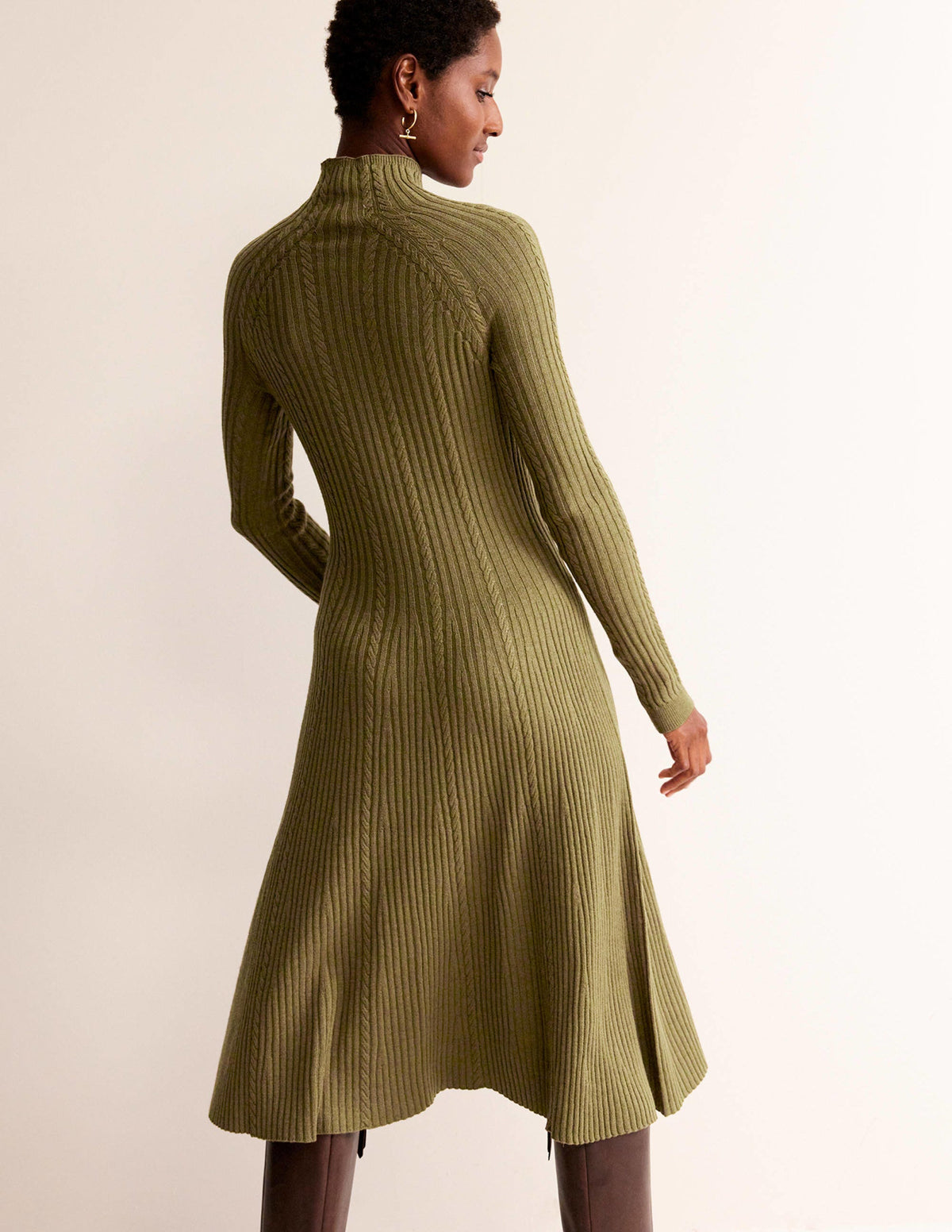 Tessa Knitted Dress-Dark Moss - Image 3