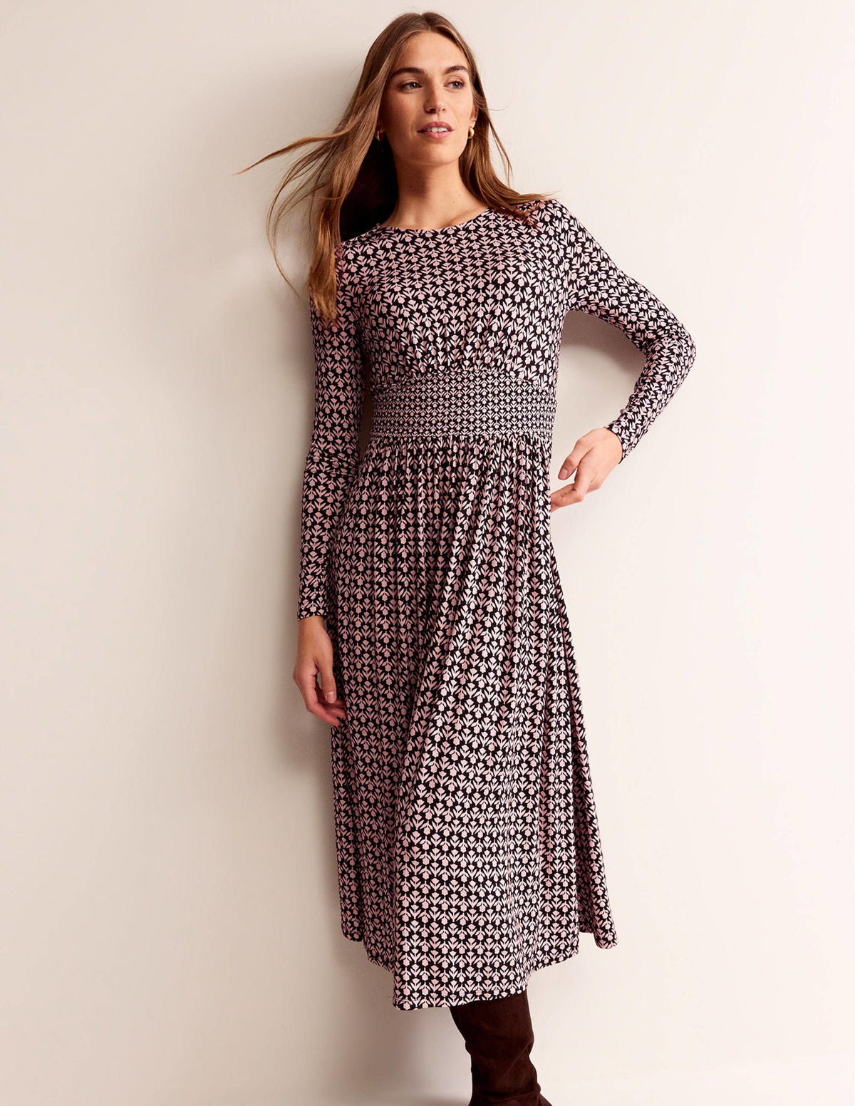 Thea Long Sleeve Midi Dress-Black and Milkshake, Tulip Pop - Image 4