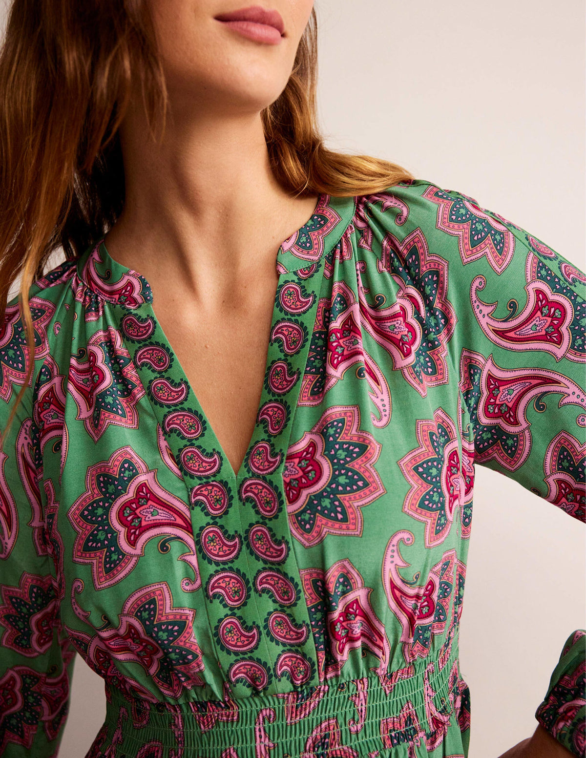 Border Print Raglan Midi Dress-Green, Paisley Amaryllis - Image 2