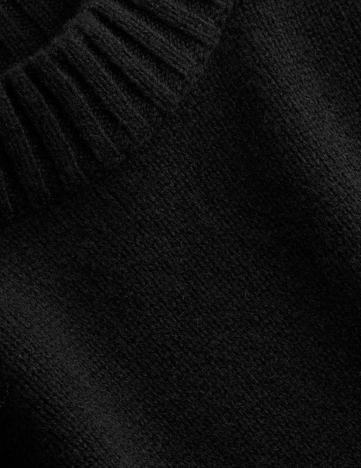 Chunky Cashmere Crew Neck Vest-Black-8