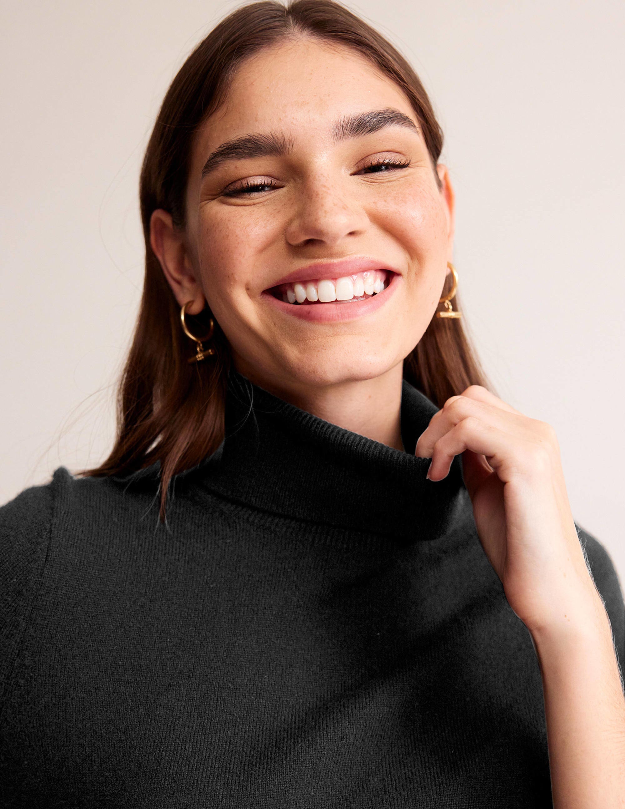 Eva Cashmere Sweater-Black - Image 2