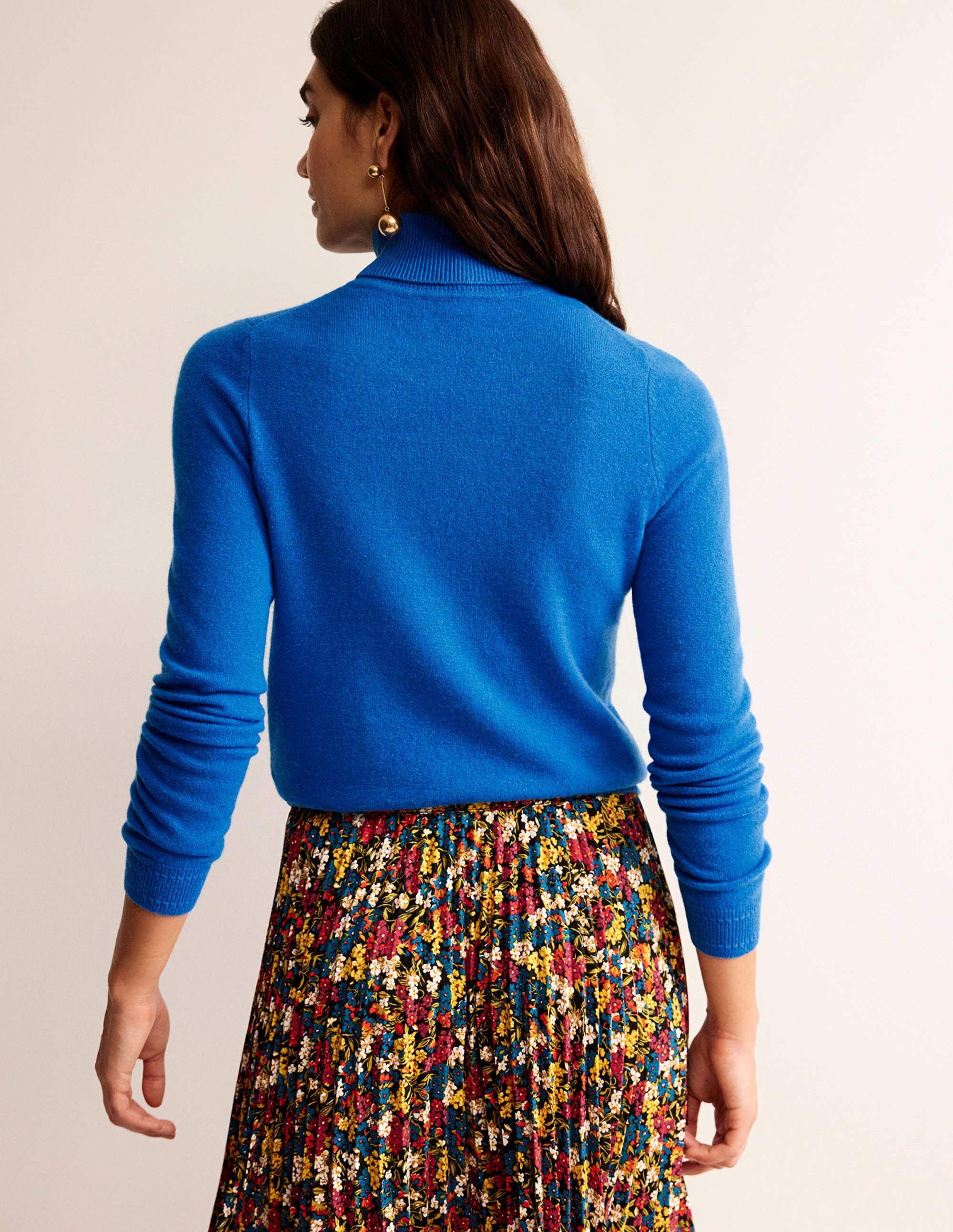 Eva Cashmere Roll-Neck Sweater-Cyan - Image 3