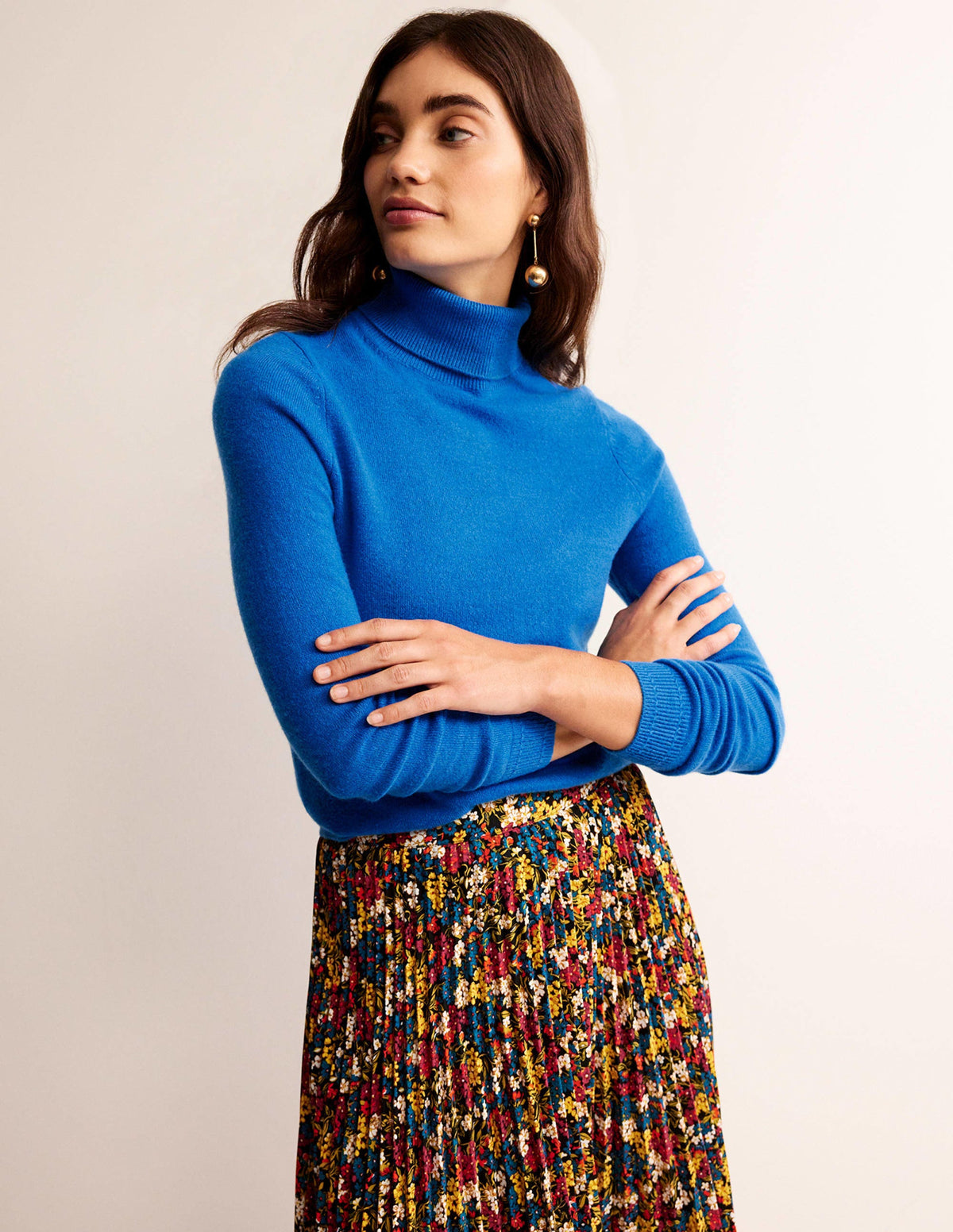 Eva Cashmere Roll-Neck Sweater-Cyan - Image 4