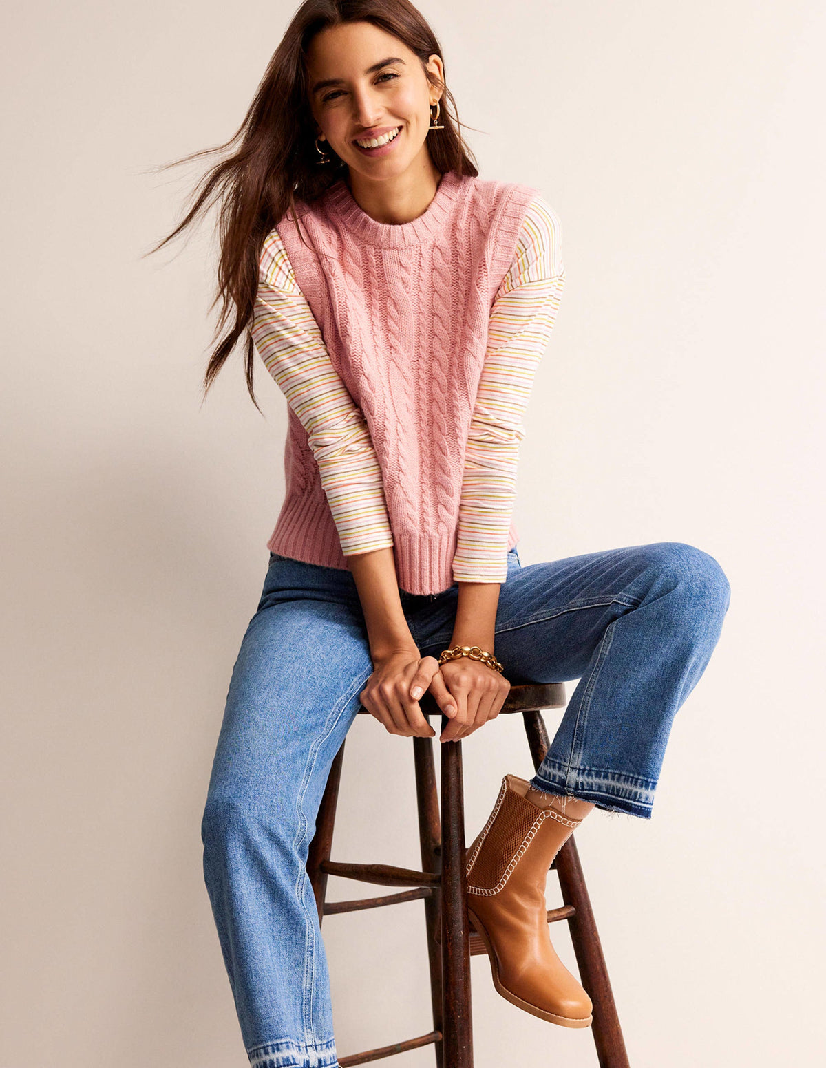 Cable Crew Neck Sweater Vest-Chalky Pink-4