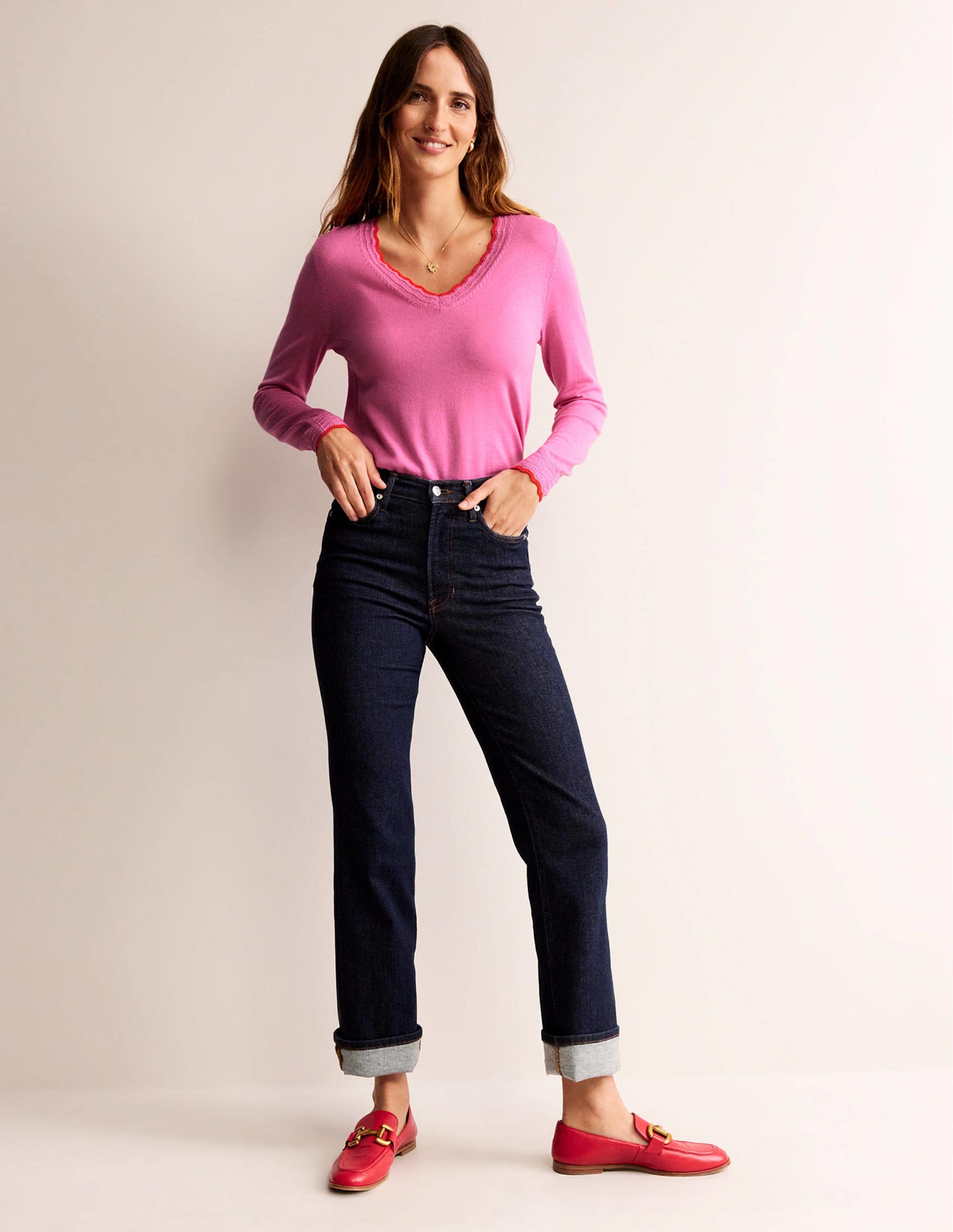 Merino Scallop V-Neck Sweater-Mid Pink - Image 4