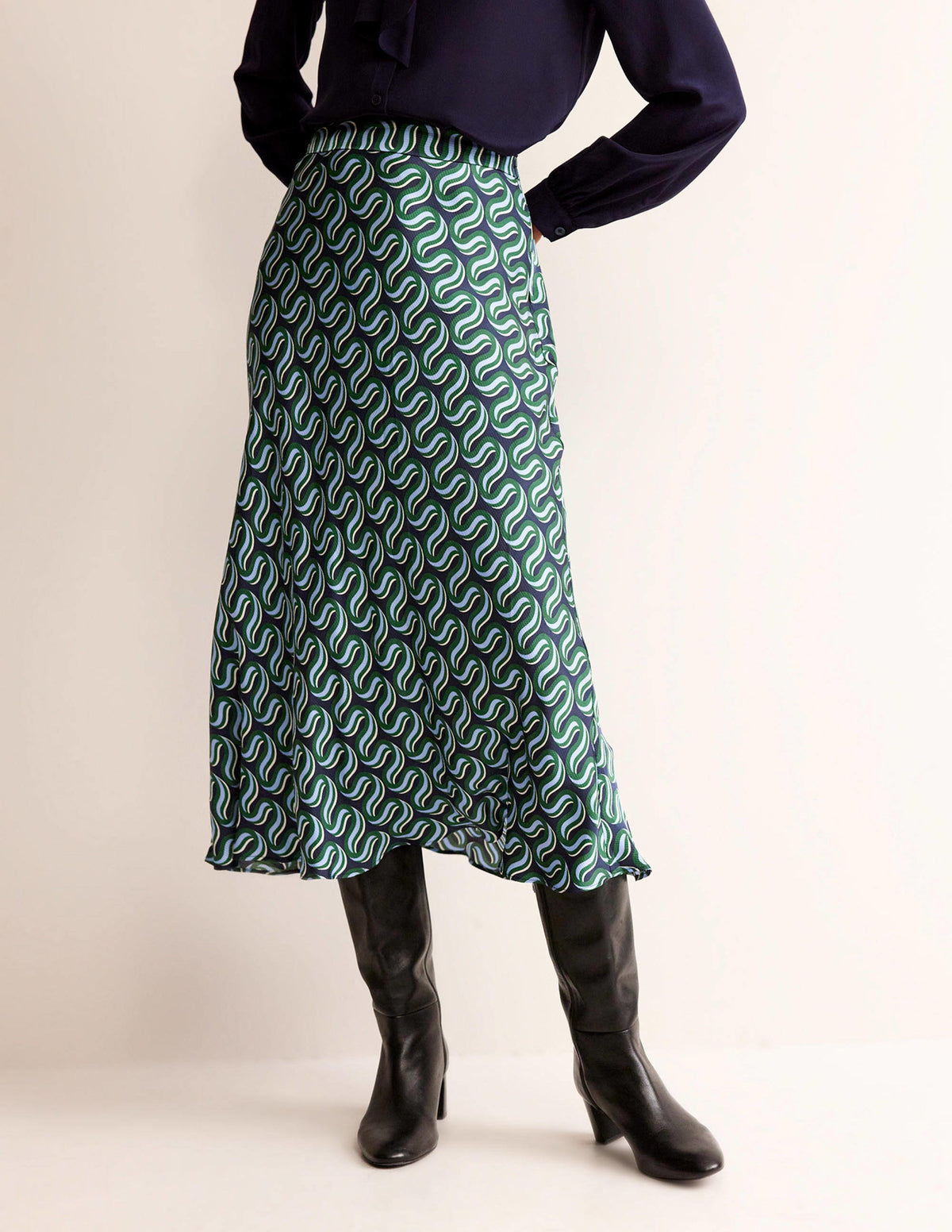 Cecelia Midi Skirt-Amazon Green, Ribbon Wave - Image 4