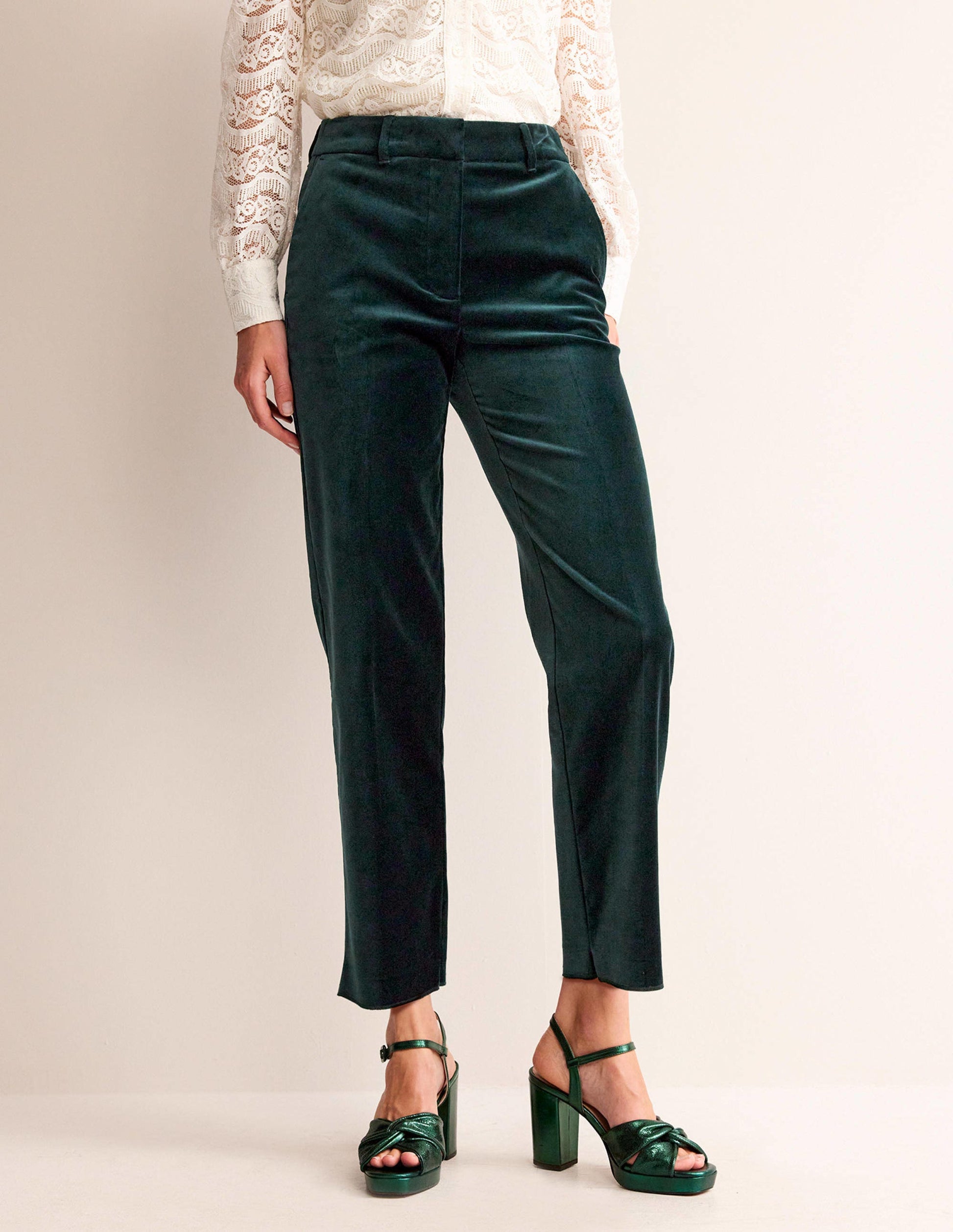 Kew Velvet Pants-Trekking Green-4