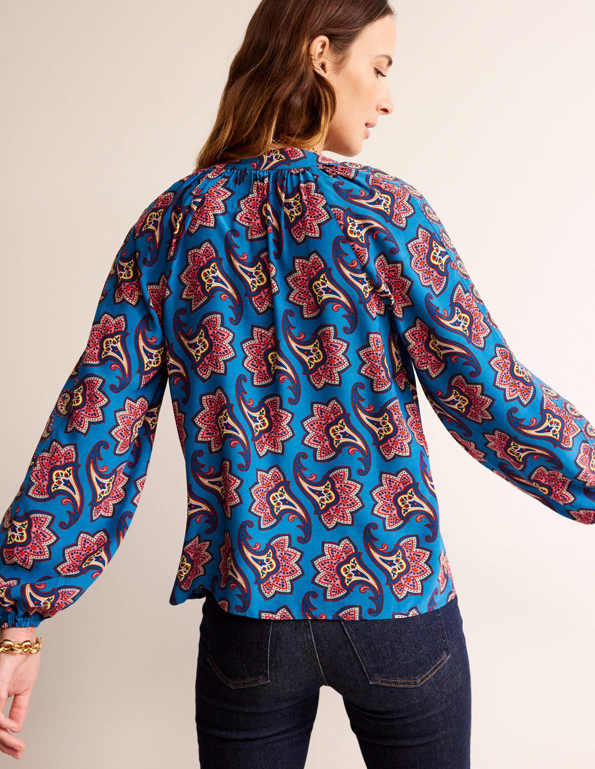 Border Print Raglan Top-Blue, Paisley Amaryllis - Image 3