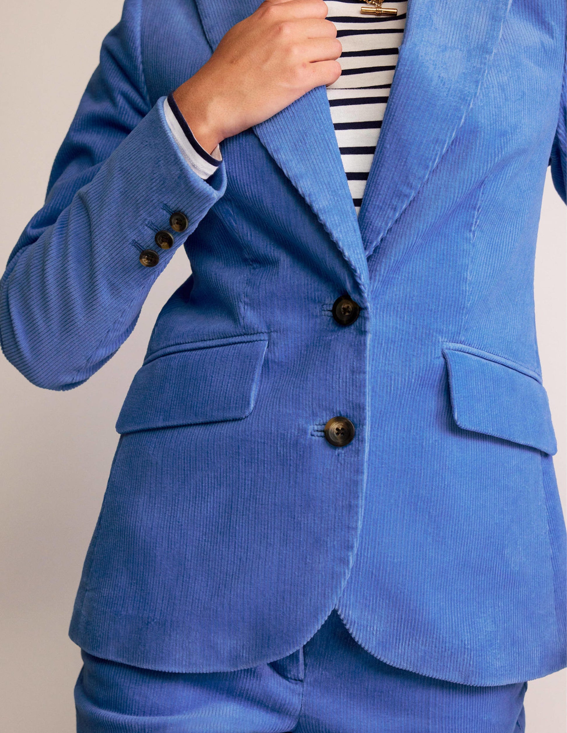 The Marylebone Cord Blazer-Marina-2