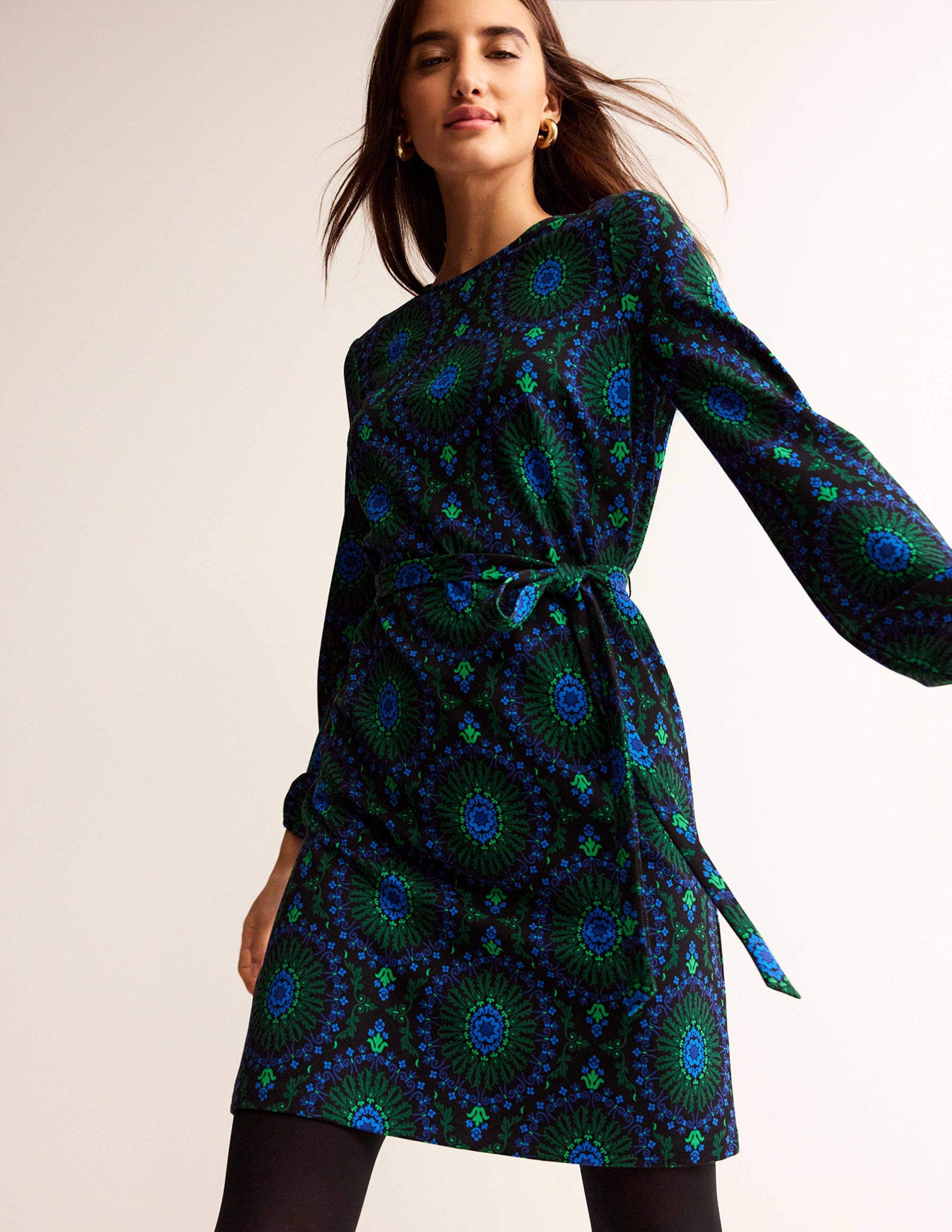 Violet Ponte Shift Dress-Black, Artizian Geo-1