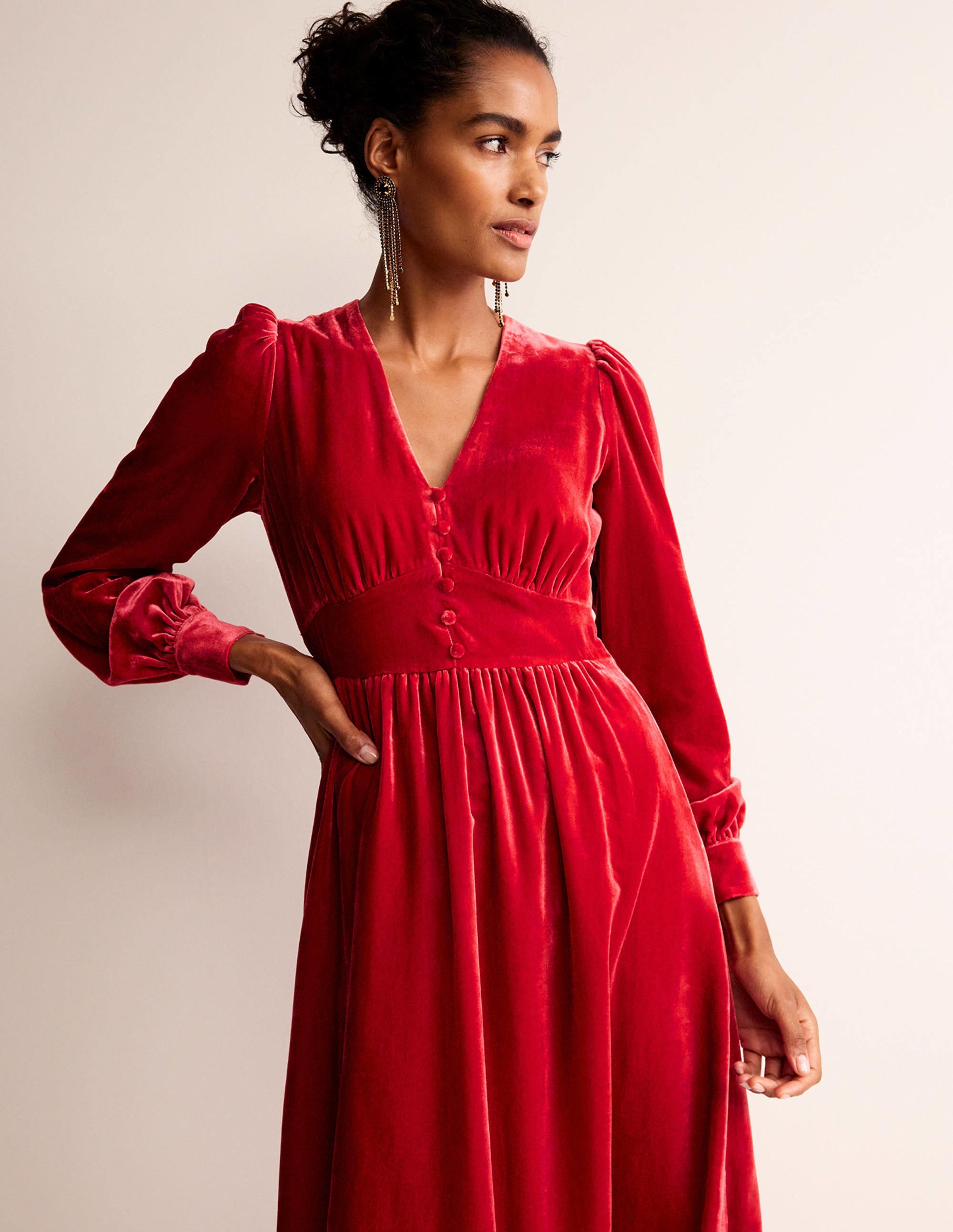 Elise Velvet Midi Dress-Red - Image 4