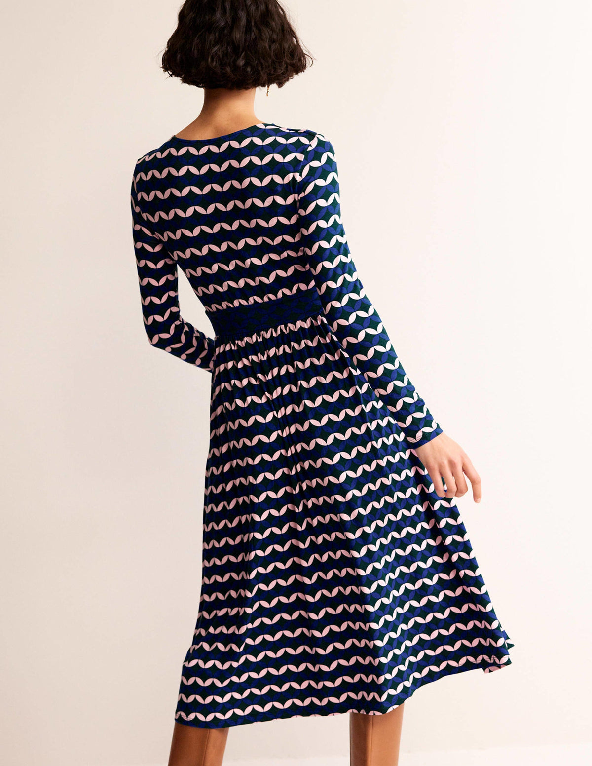 Thea Long Sleeve Midi Dress-Surf The Web, Diamond Terrace - Image 3