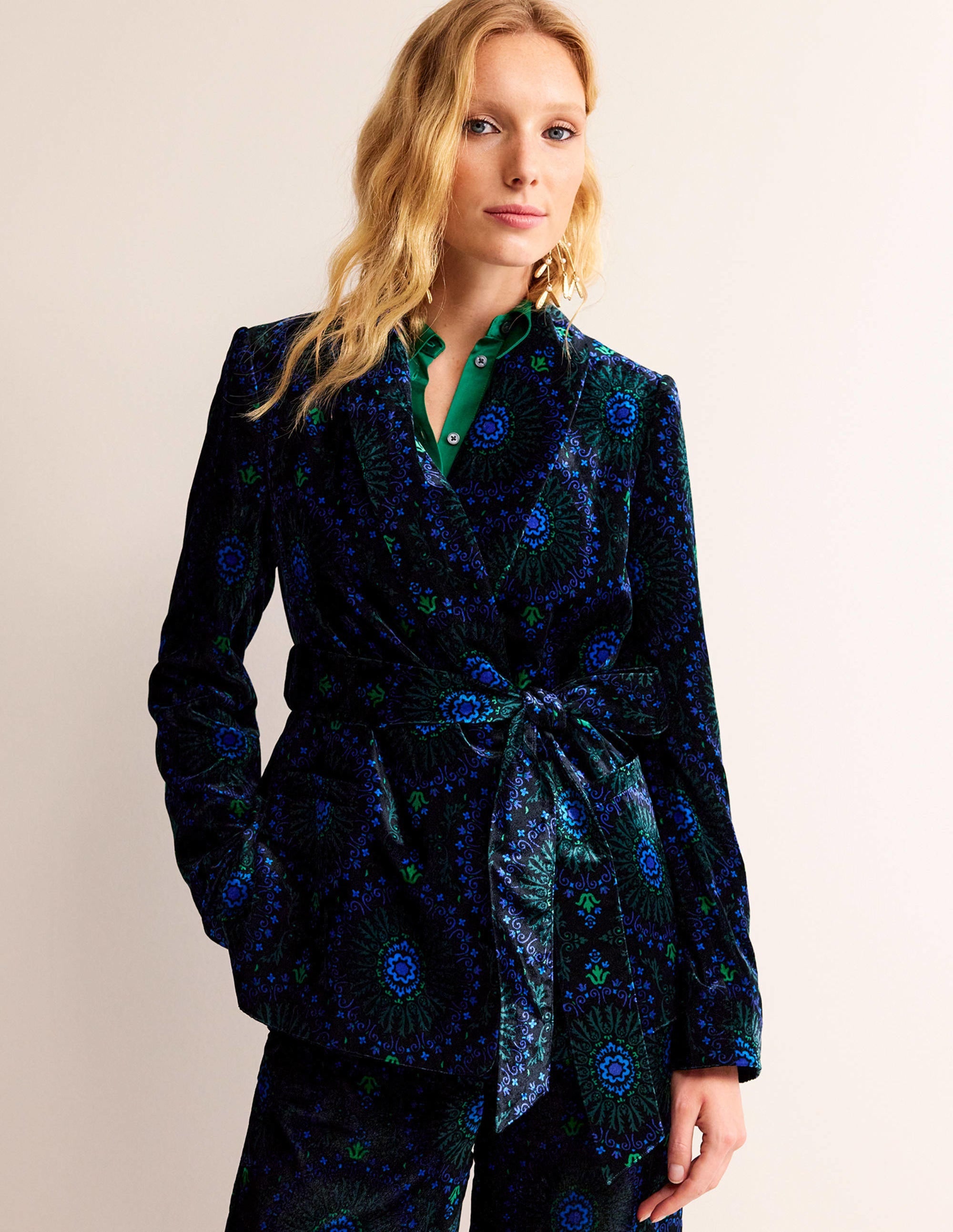 Tie-Waist Velvet Jacket-Black, Artizian Geo - Image 2