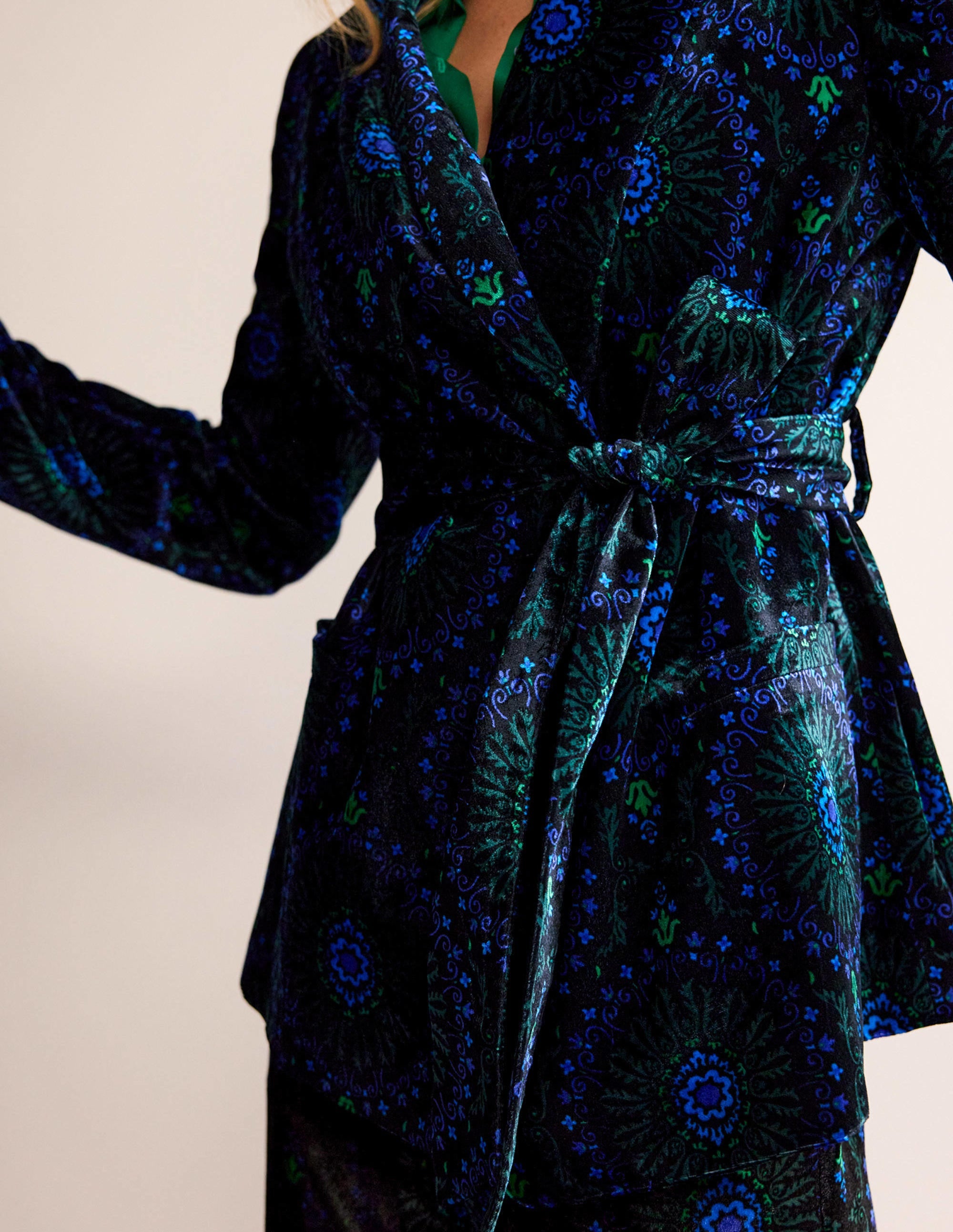 Tie-Waist Velvet Jacket-Black, Artizian Geo - Image 4