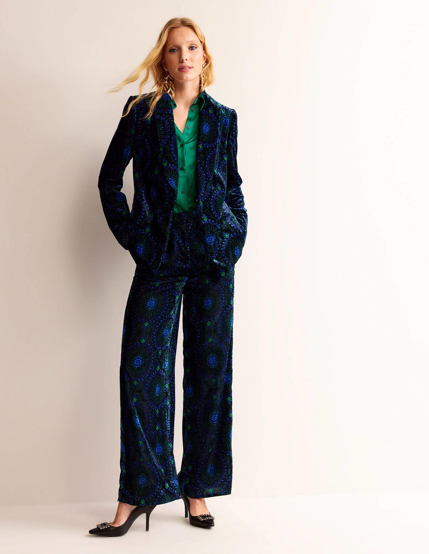 Tie-Waist Velvet Jacket-Black, Artizian Geo