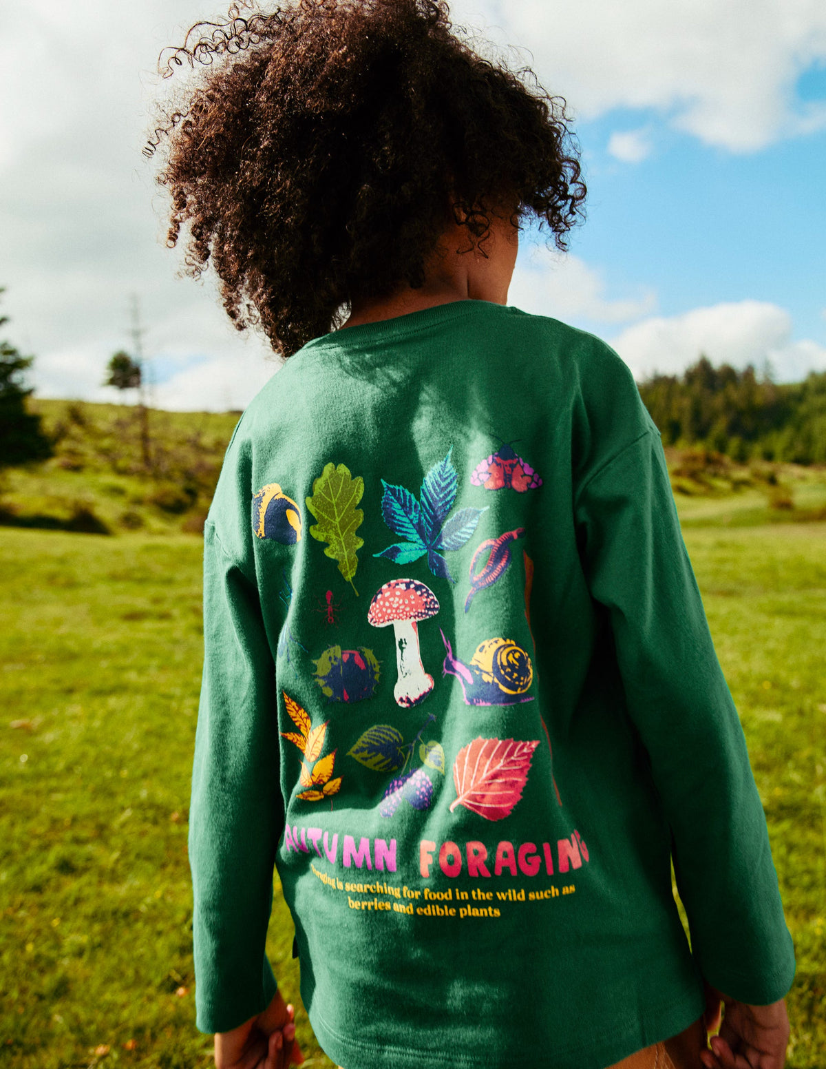 Educational T-Shirt-Jewel Green Autumn Foraging - Image 5