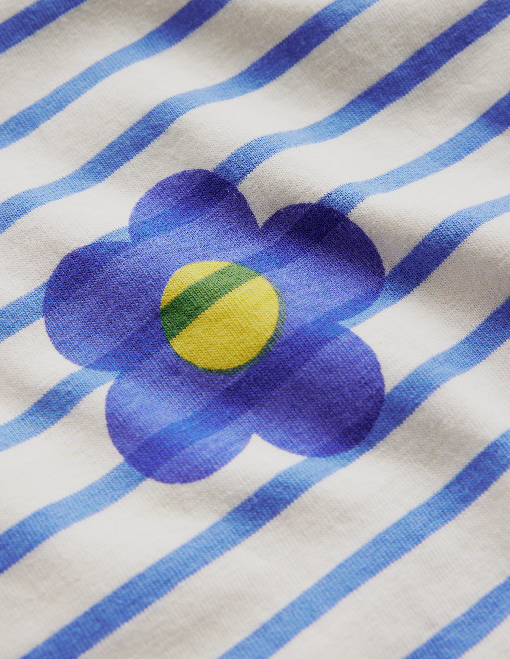 Fun Breton-Blue Flower - Image 3