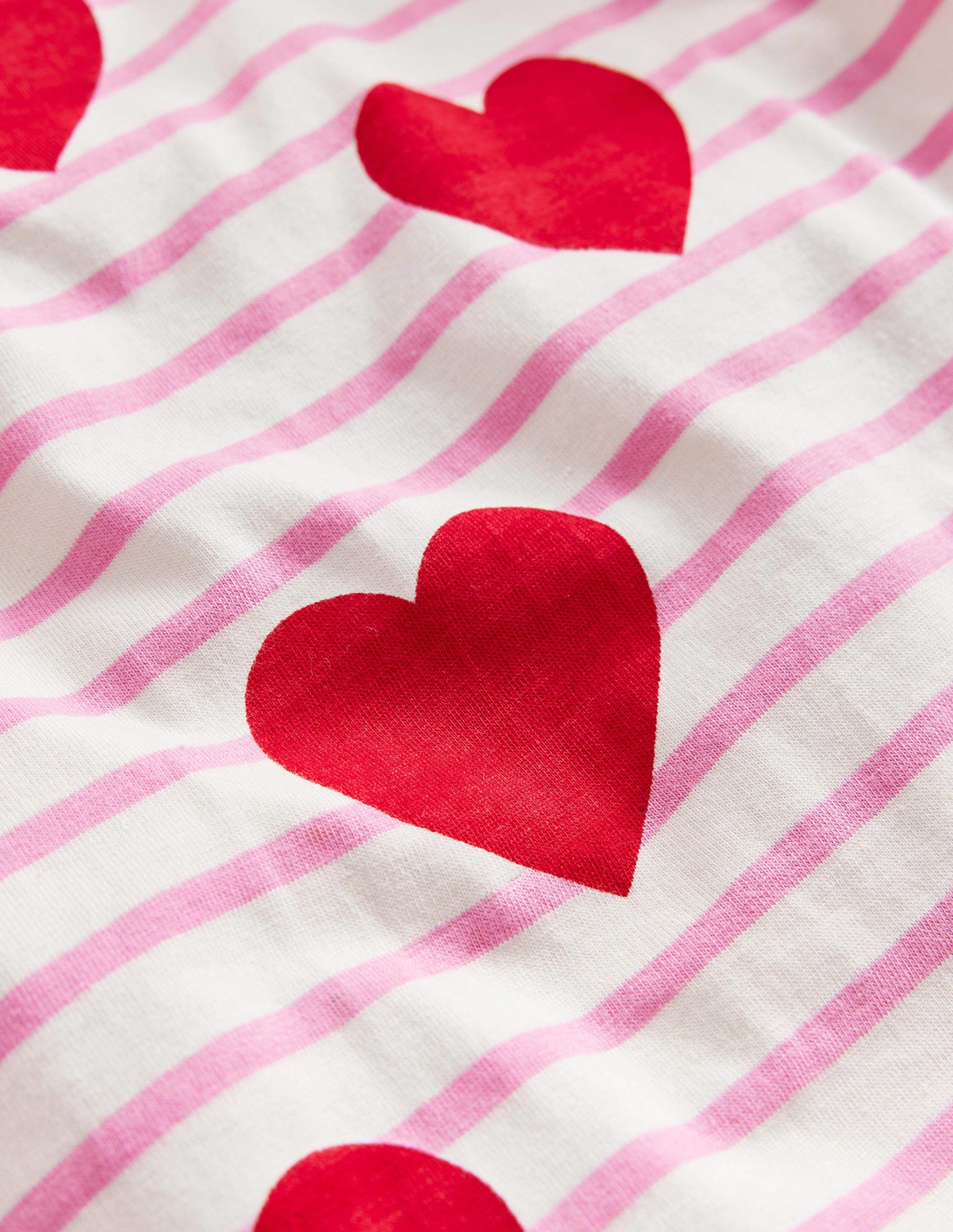 Fun Breton-Poppy Red Heart-3